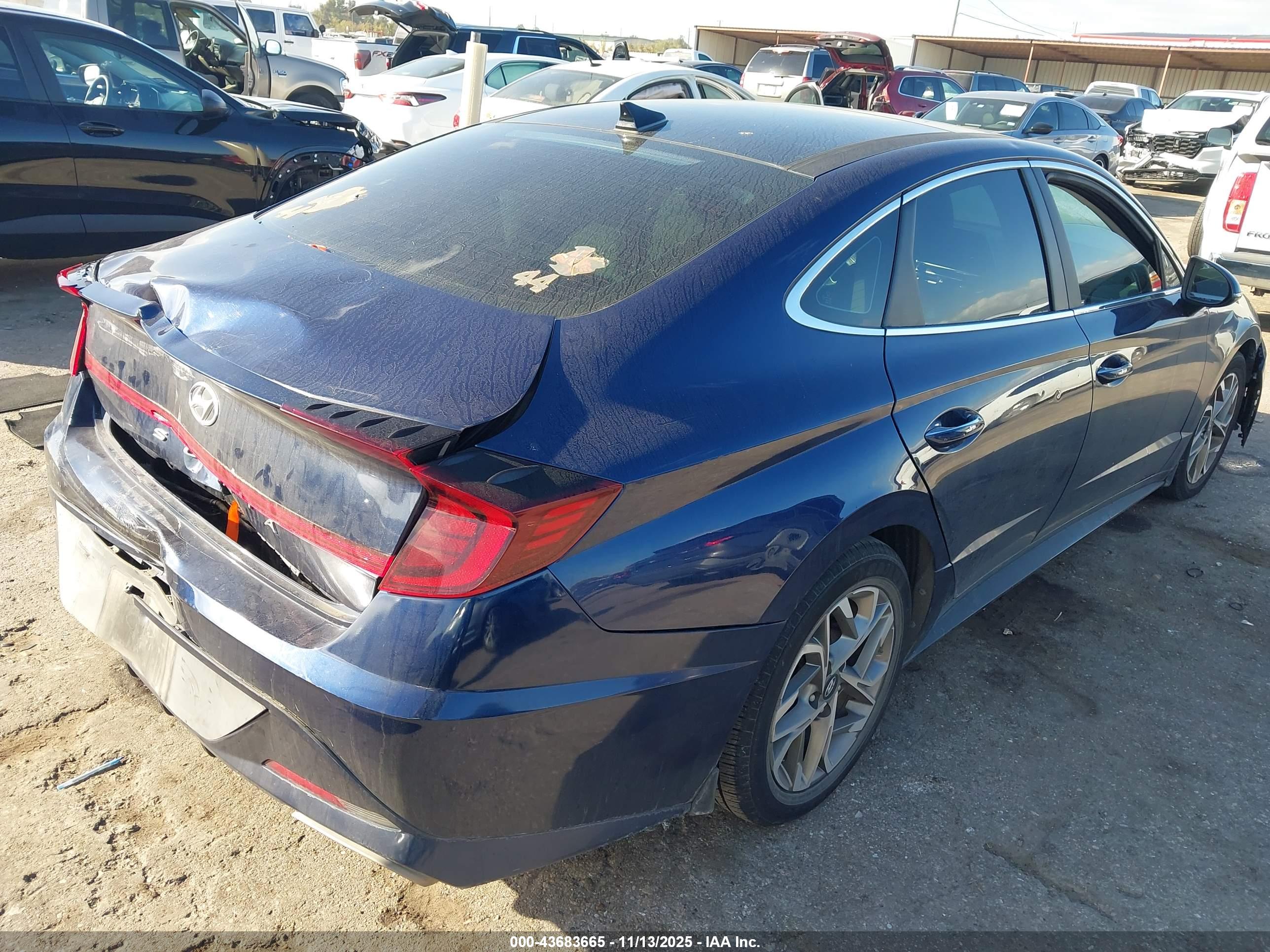 HYUNDAI SONATA image 4
