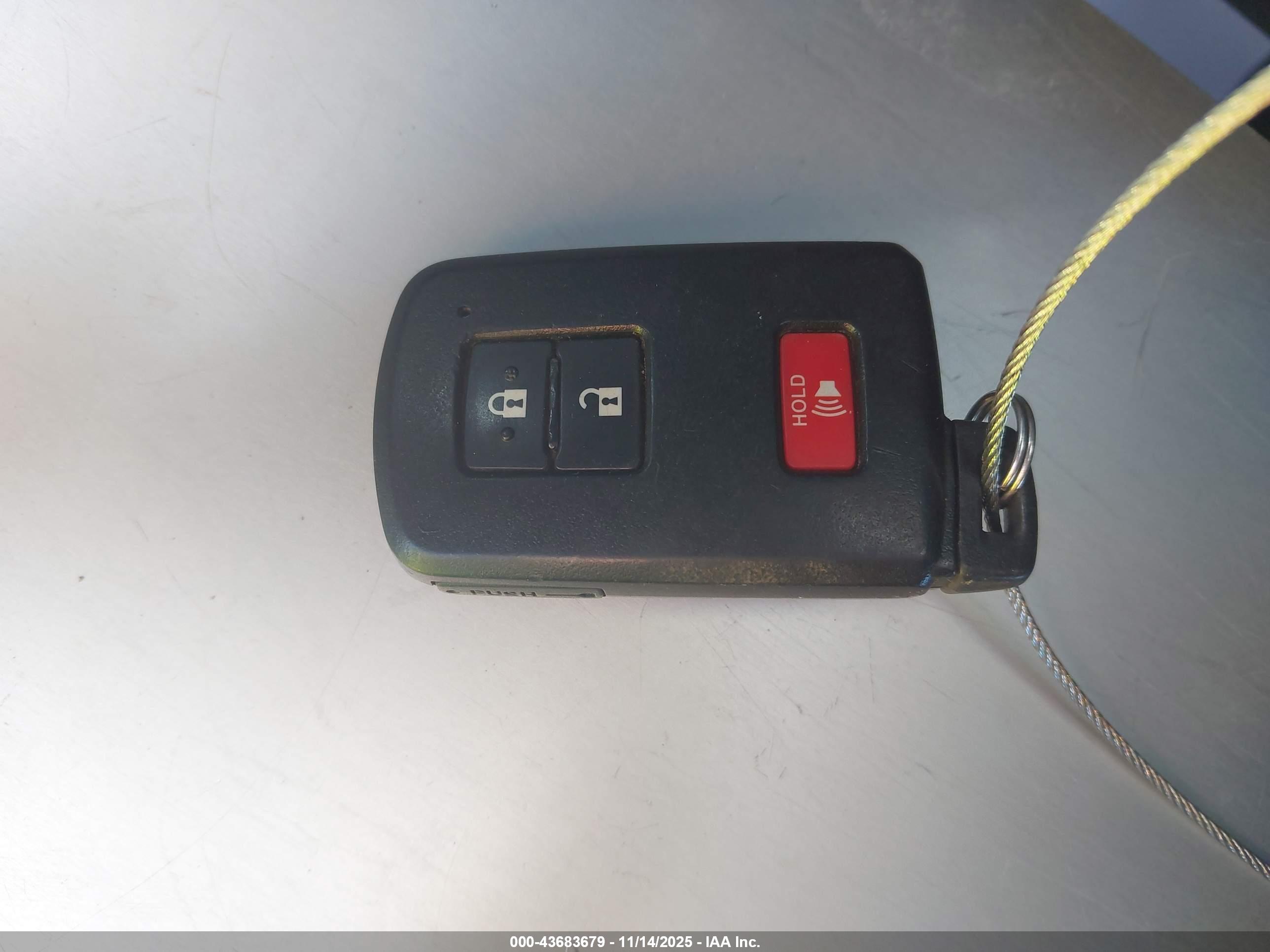 TOYOTA TACOMA image 11