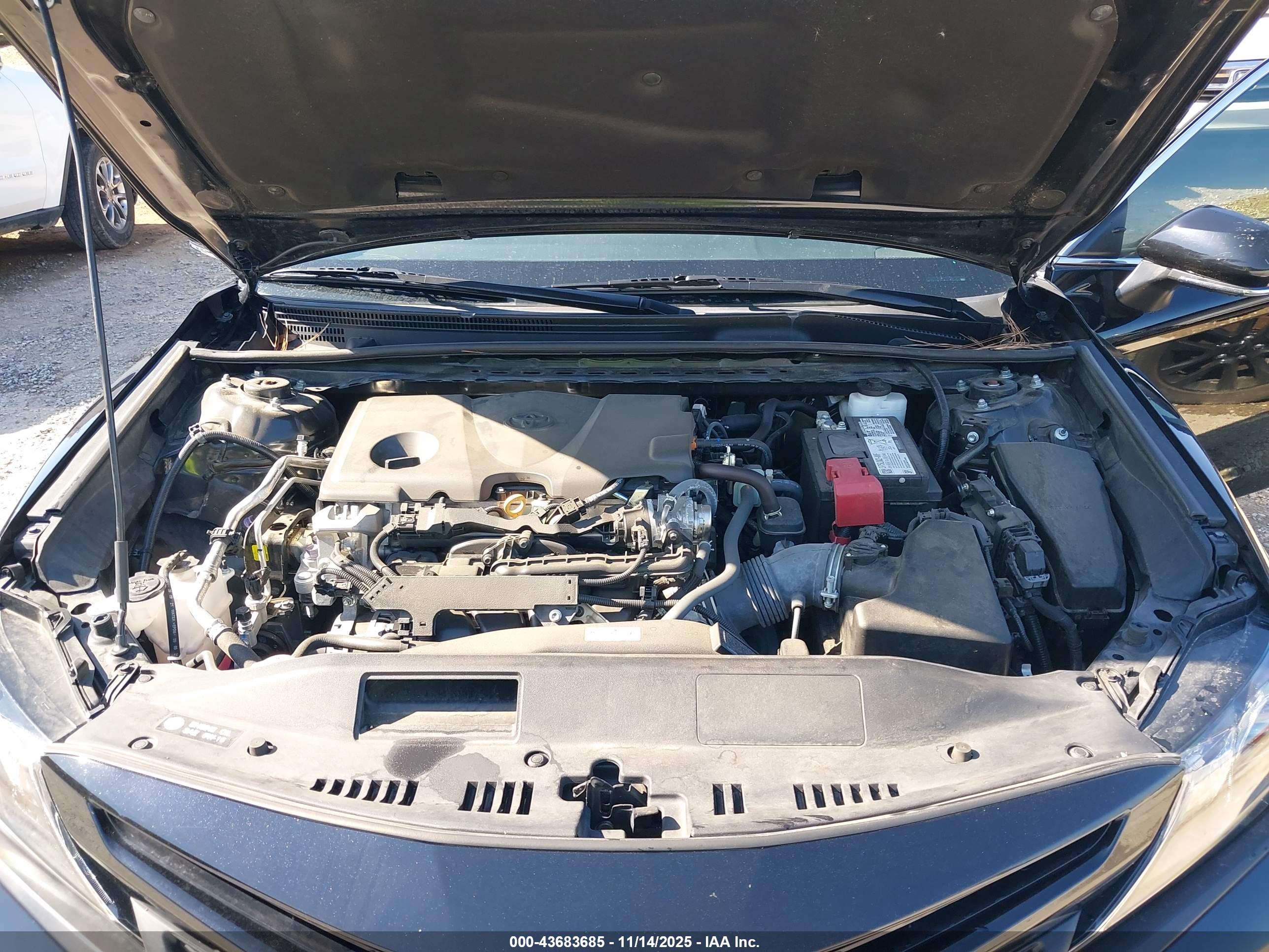 TOYOTA CAMRY image 10