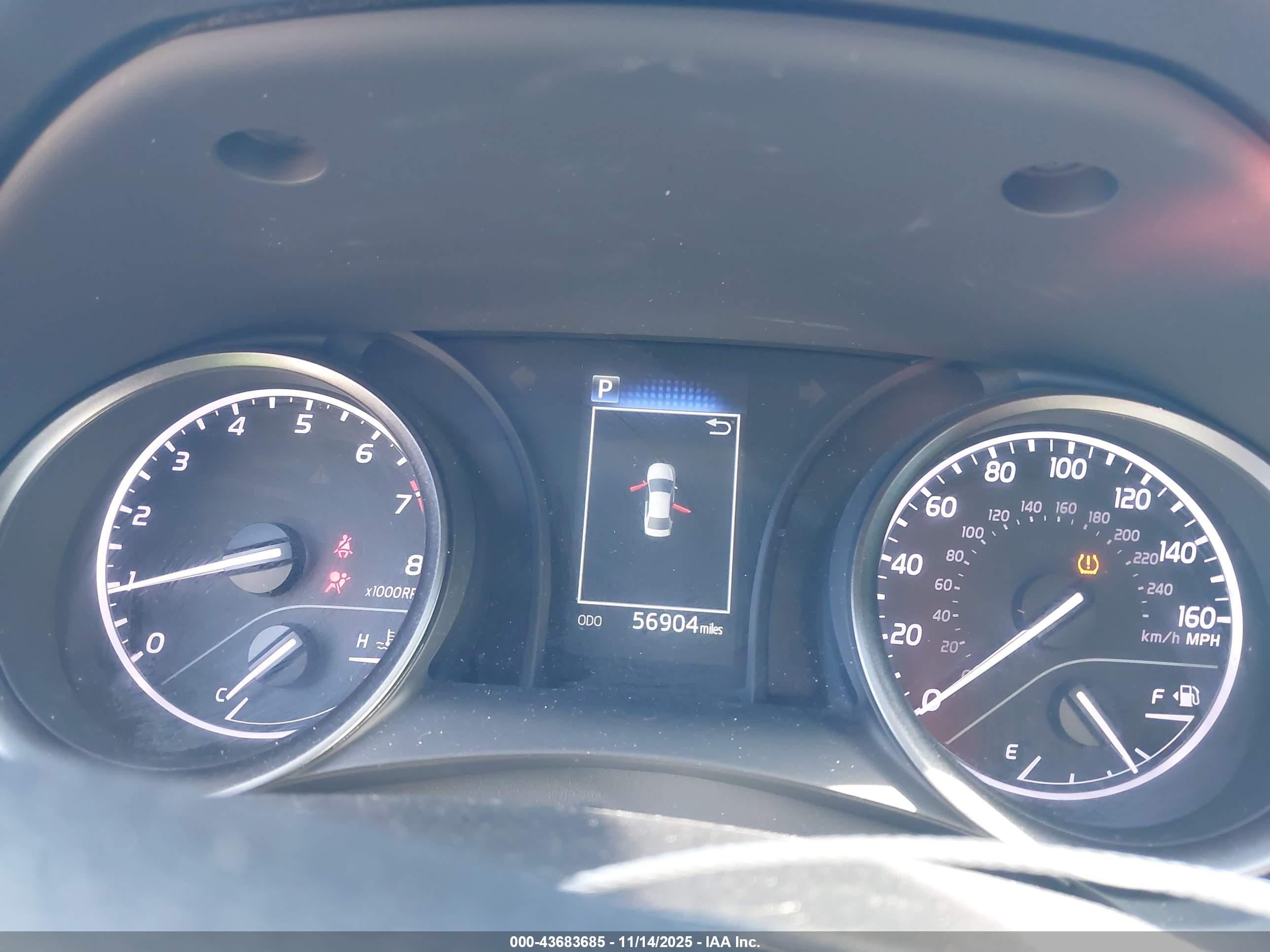 TOYOTA CAMRY image 7