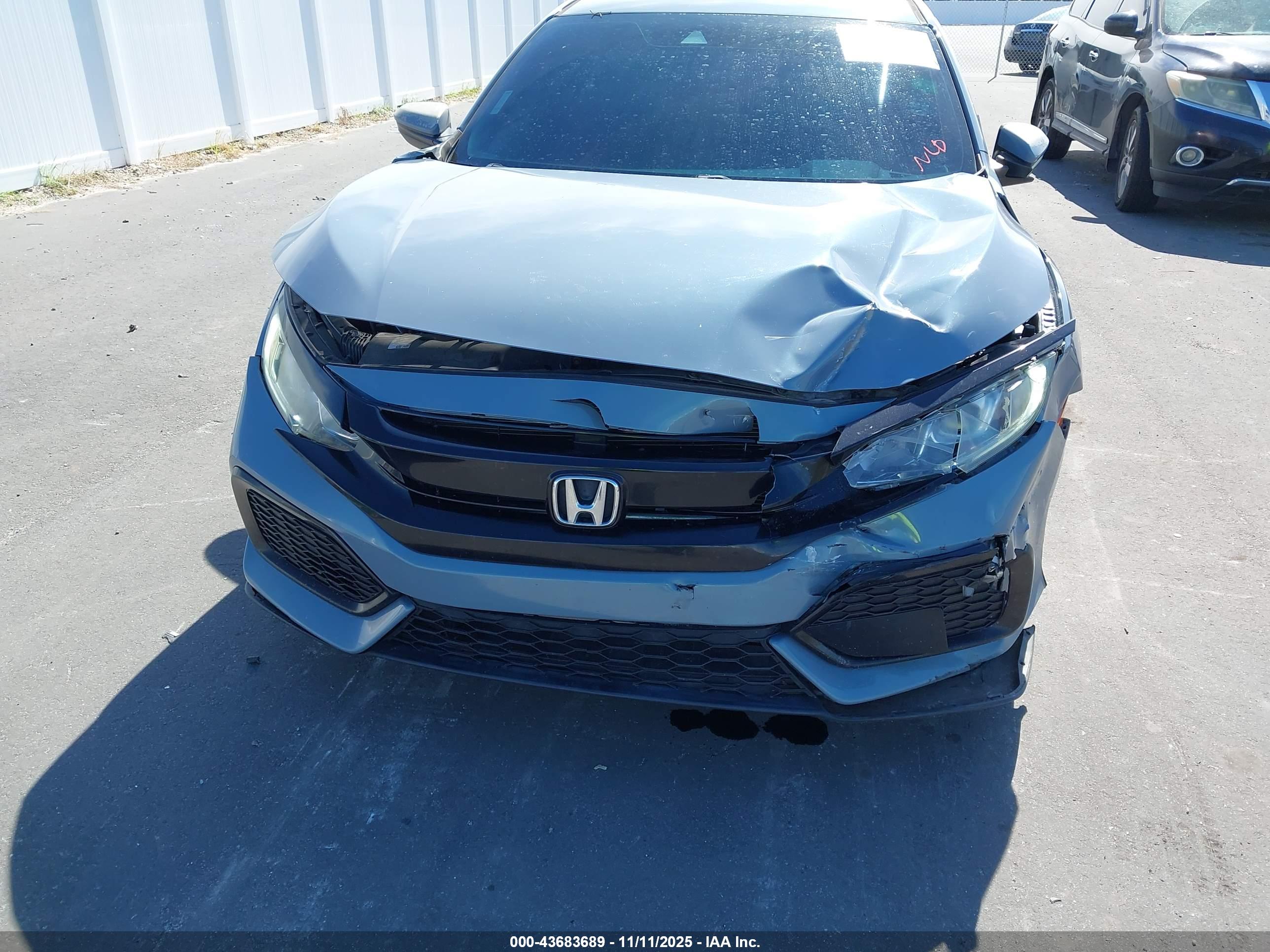 HONDA CIVIC image 6