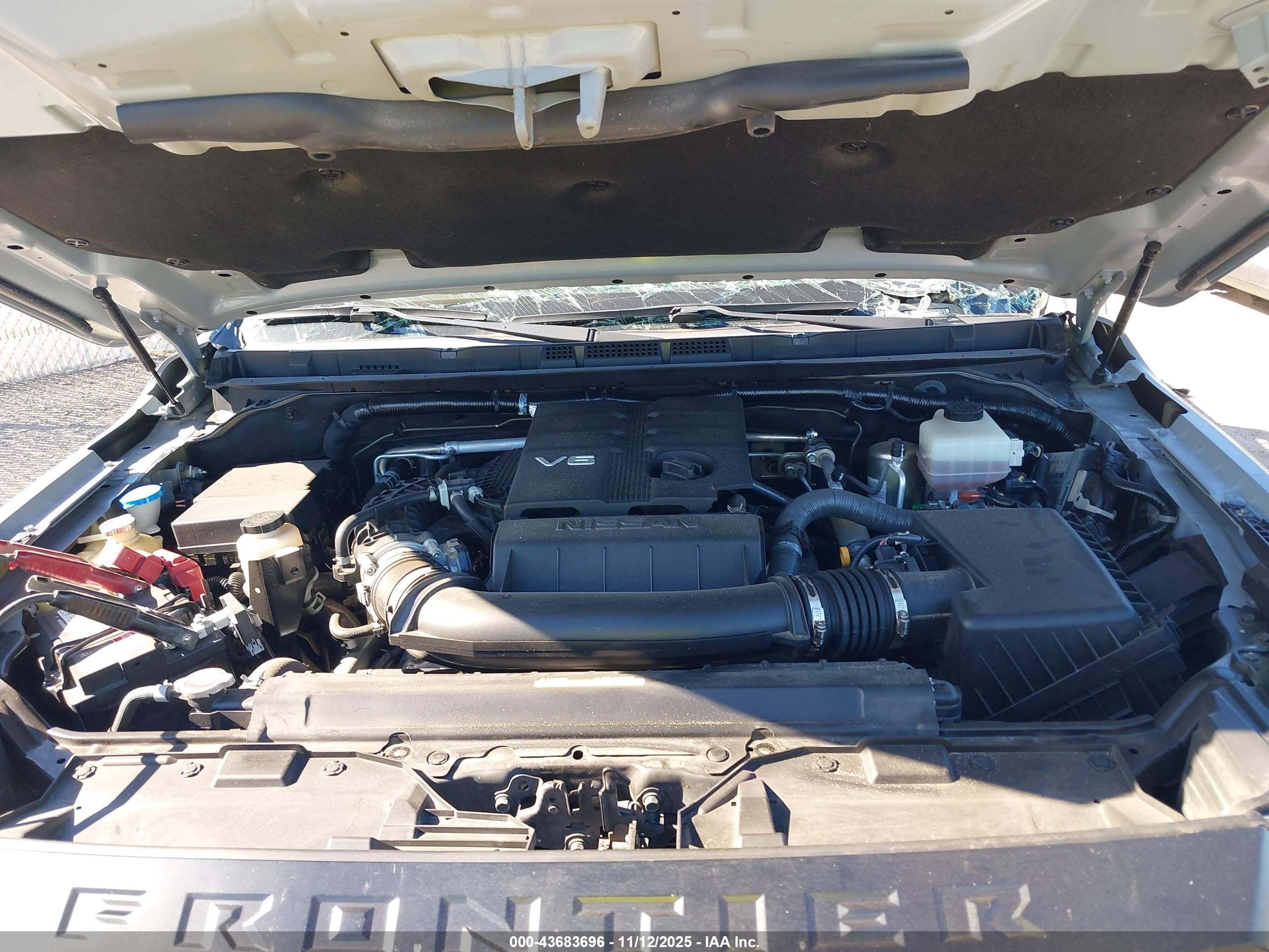 NISSAN FRONTIER image 10