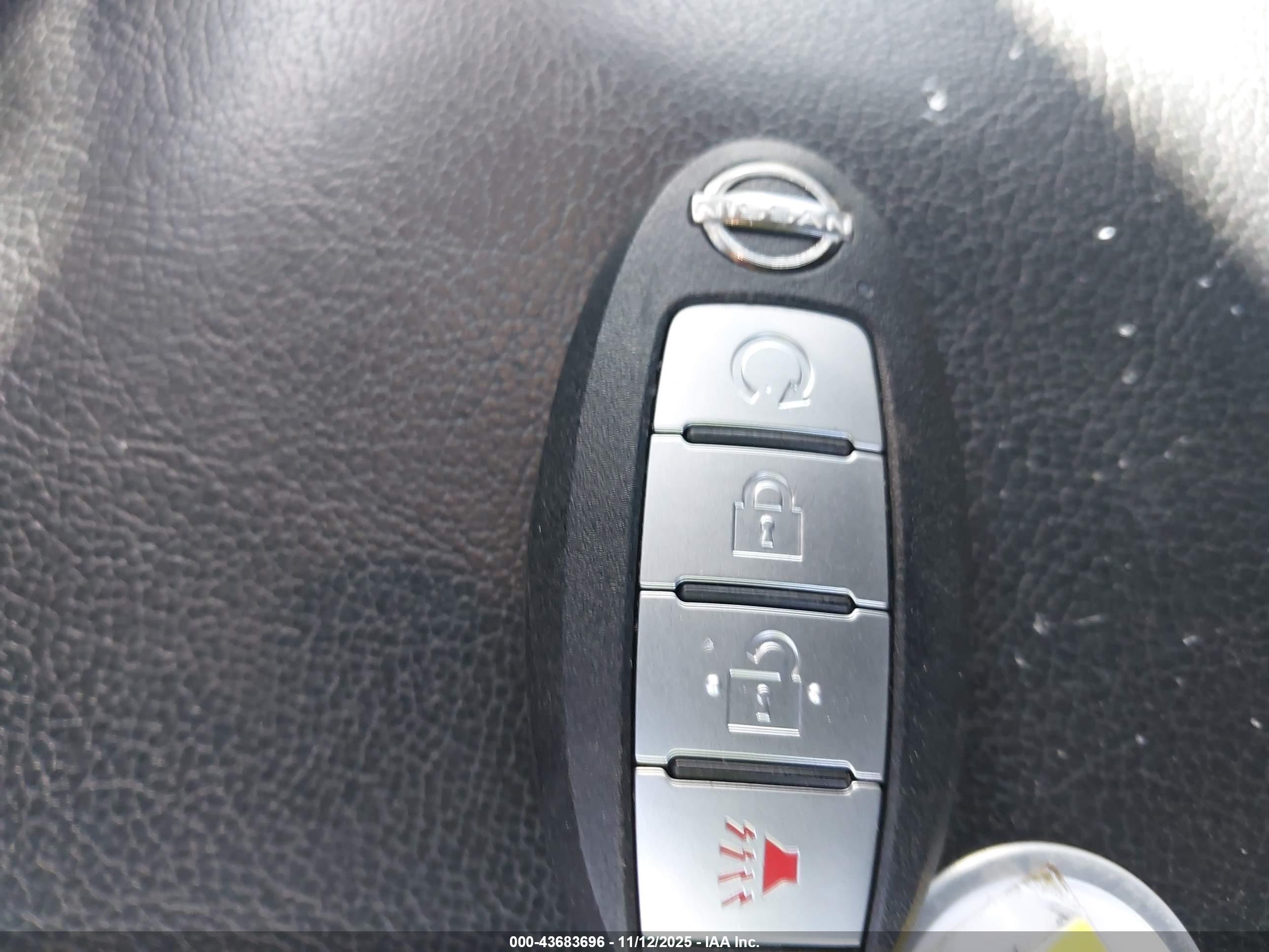 NISSAN FRONTIER image 11