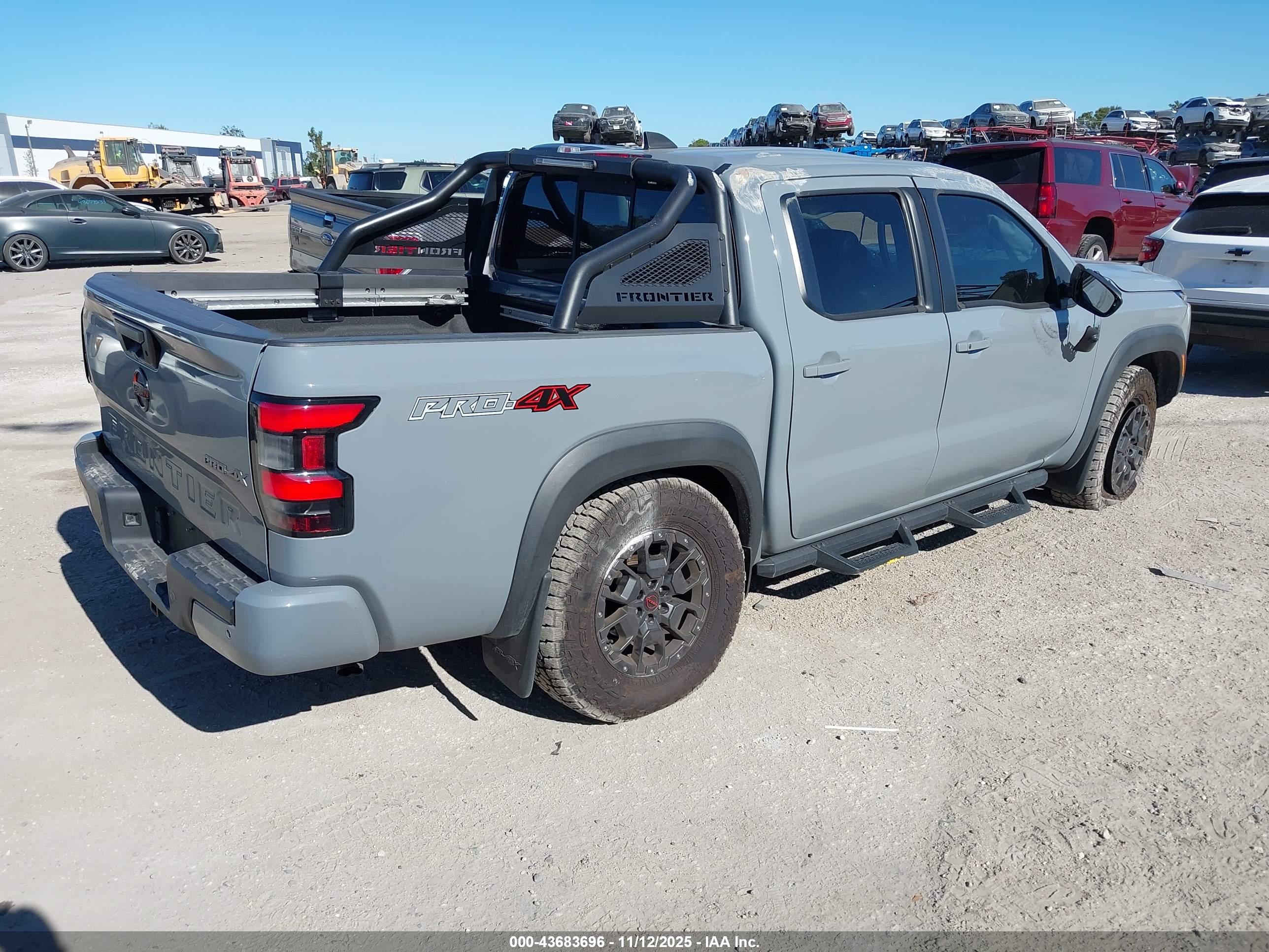 NISSAN FRONTIER image 4
