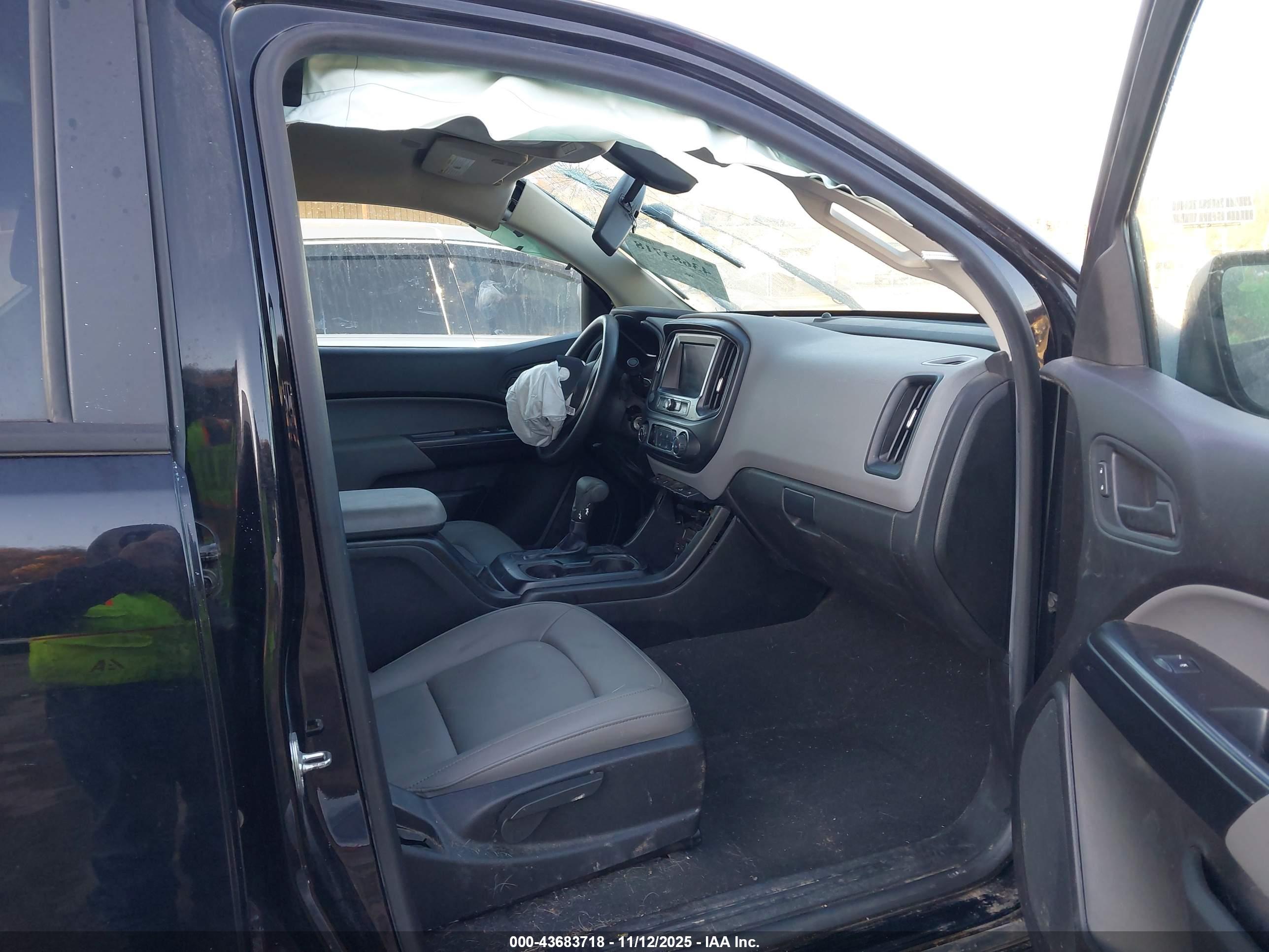 CHEVROLET COLORADO image 5