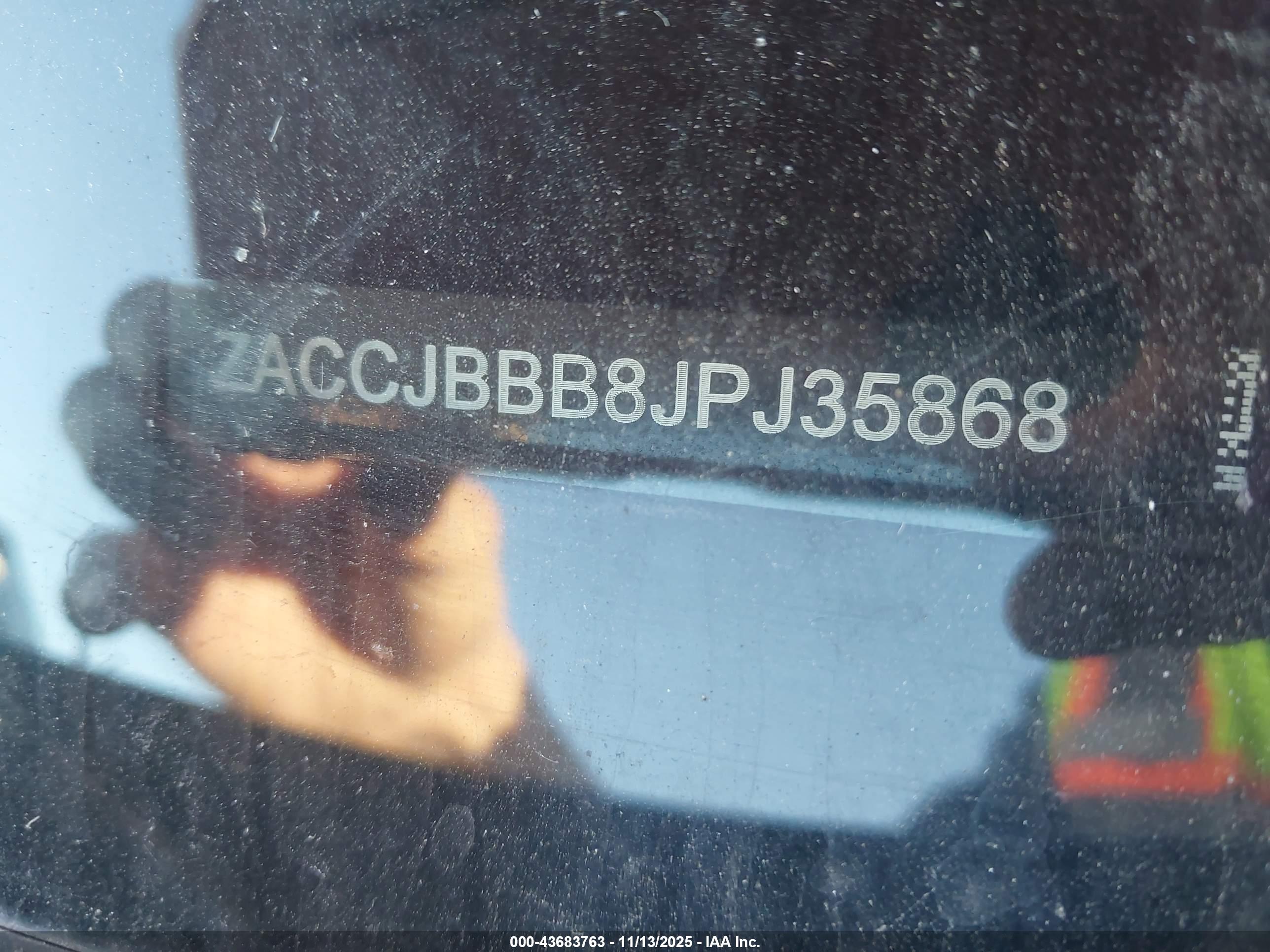 JEEP RENEGADE image 9