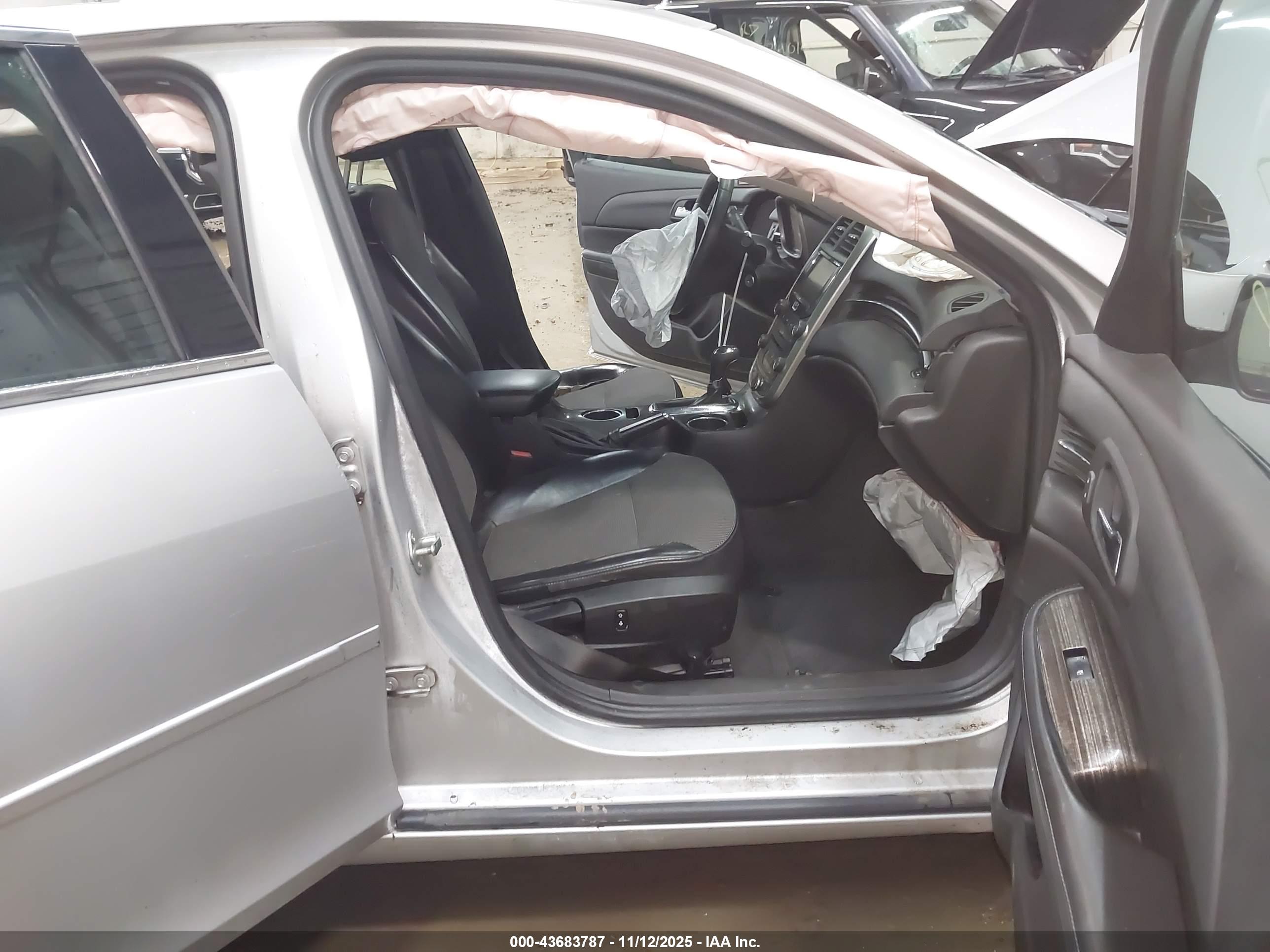 CHEVROLET MALIBU image 5