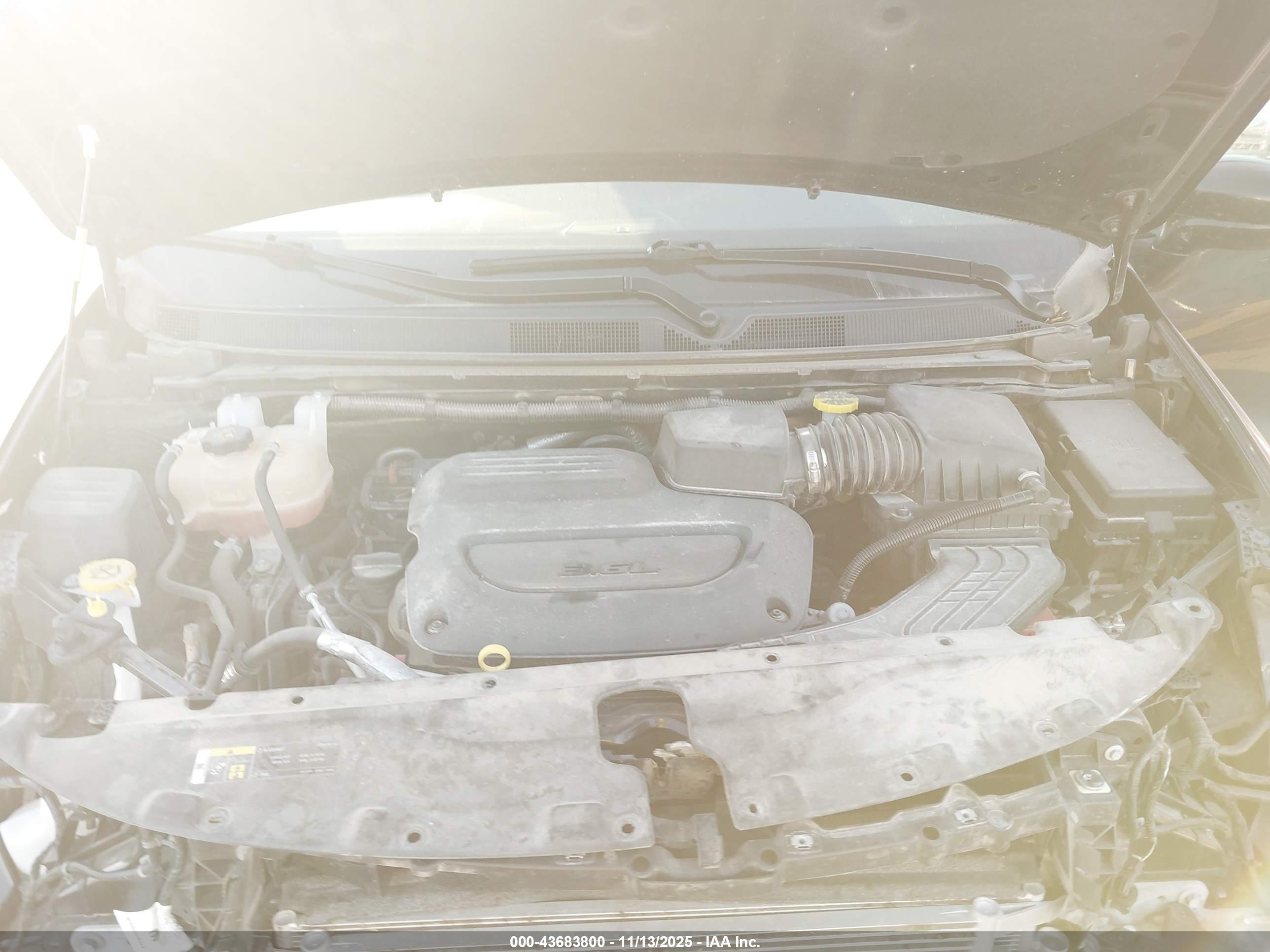 CHRYSLER PACIFICA image 10