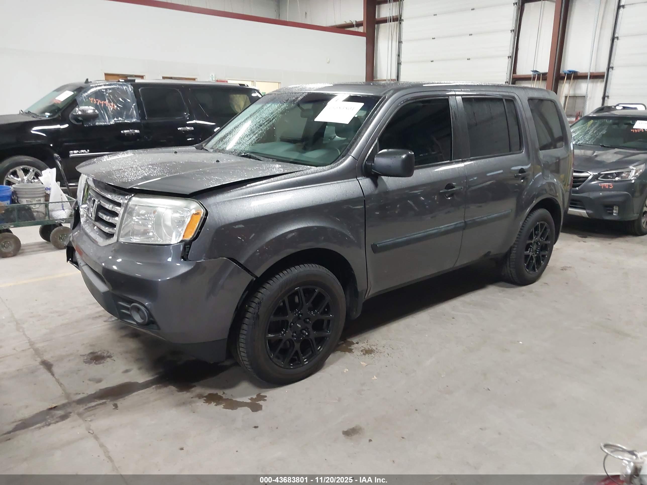 HONDA PILOT image 2