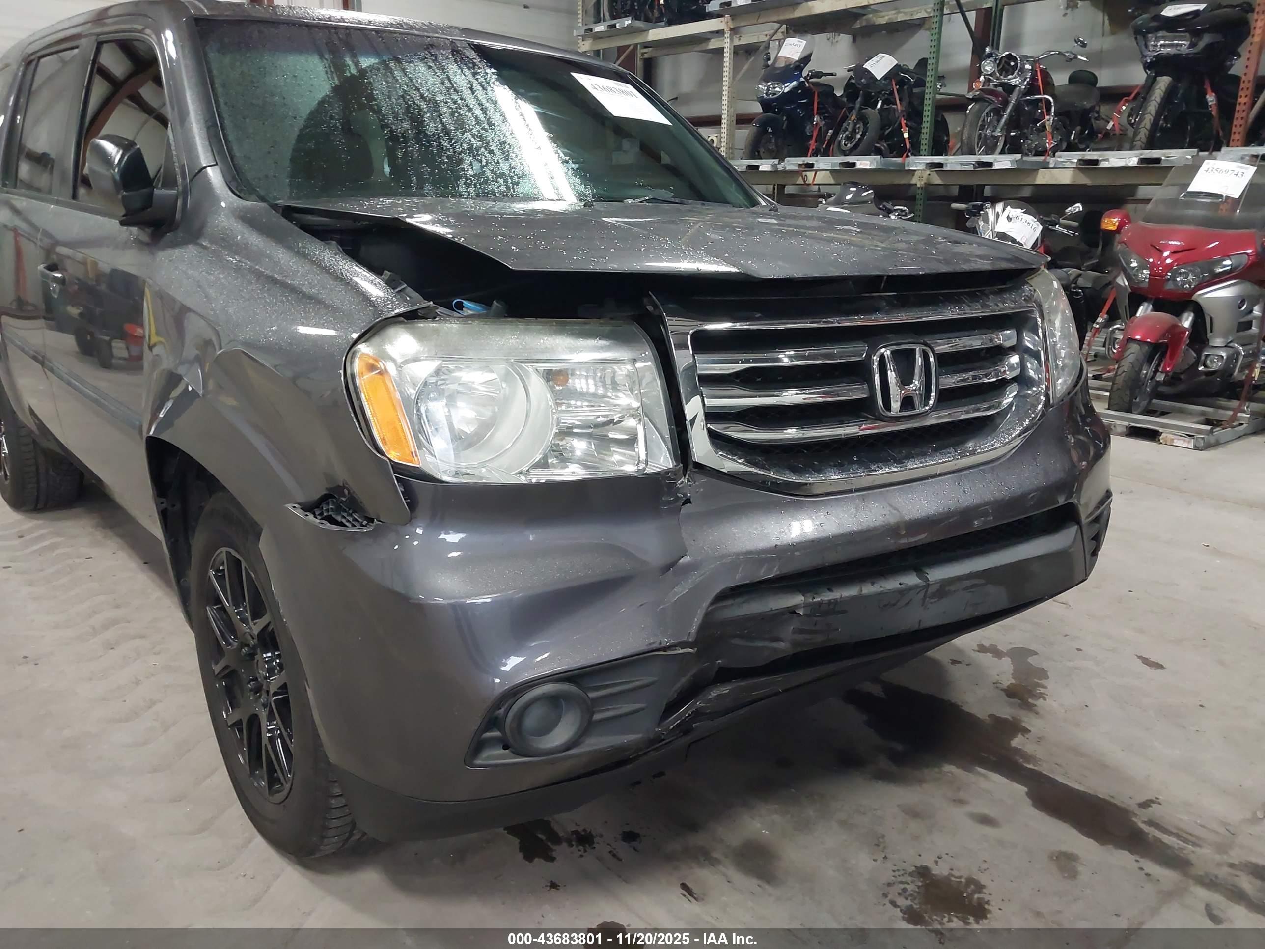 HONDA PILOT image 6