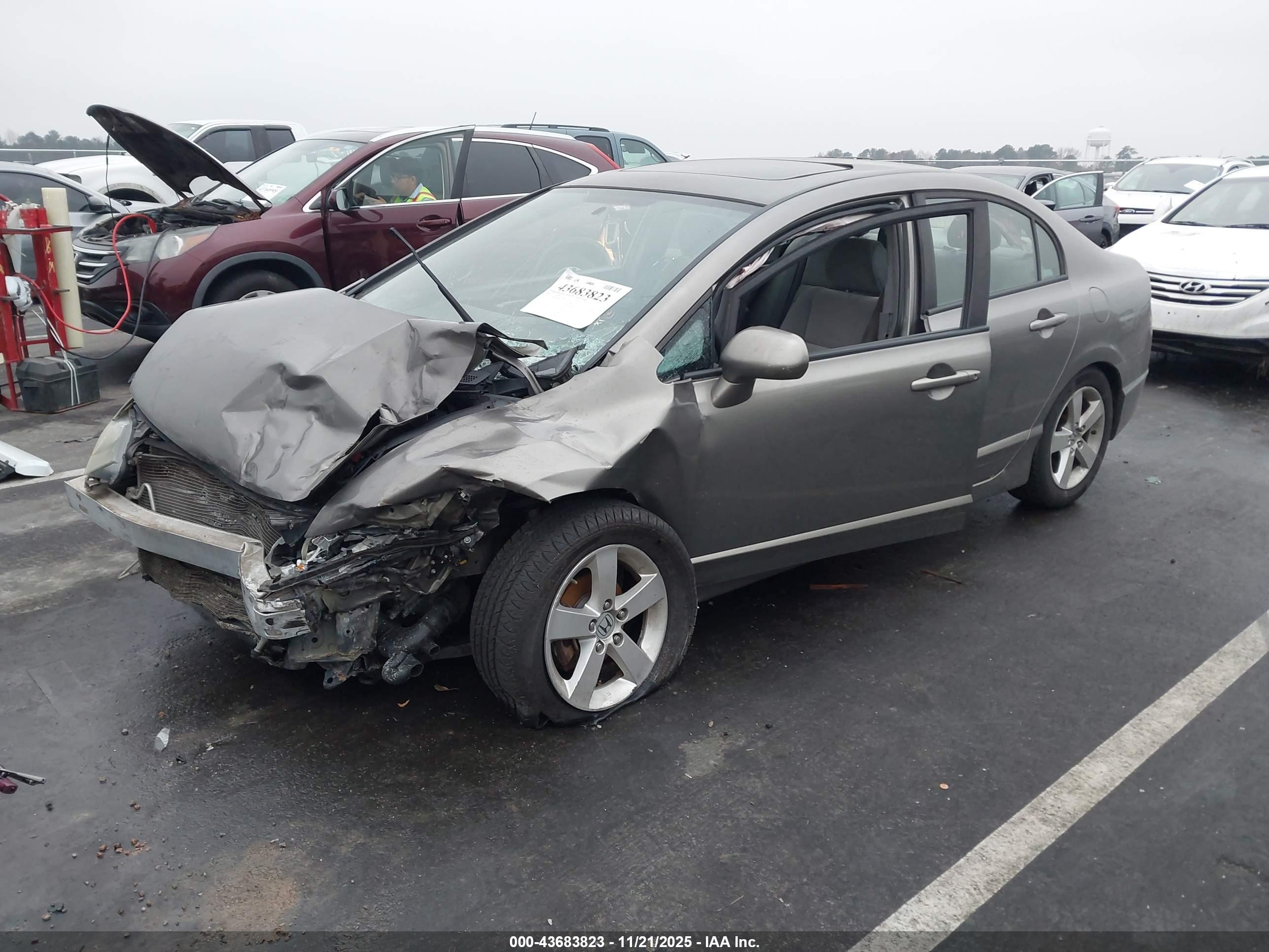 HONDA CIVIC image 2