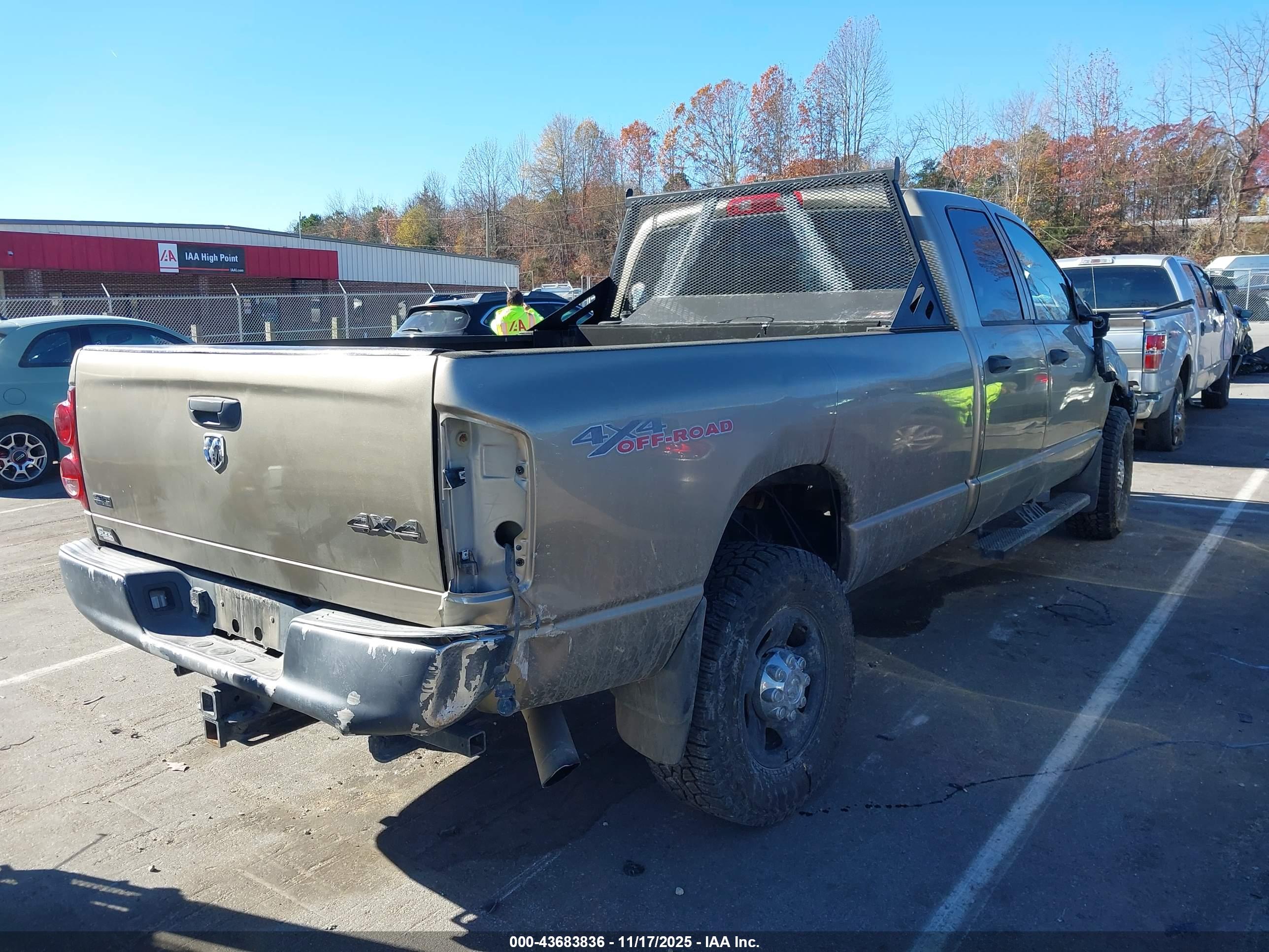 DODGE RAM image 4