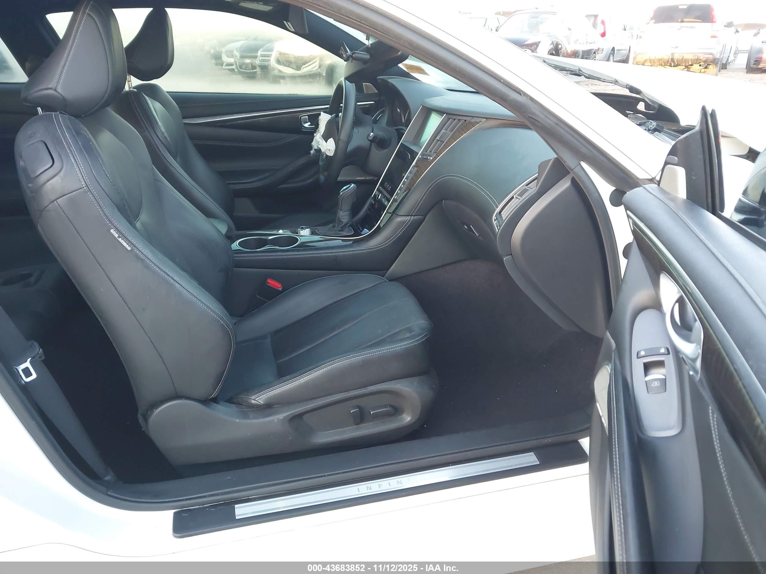 INFINITI Q60 image 5