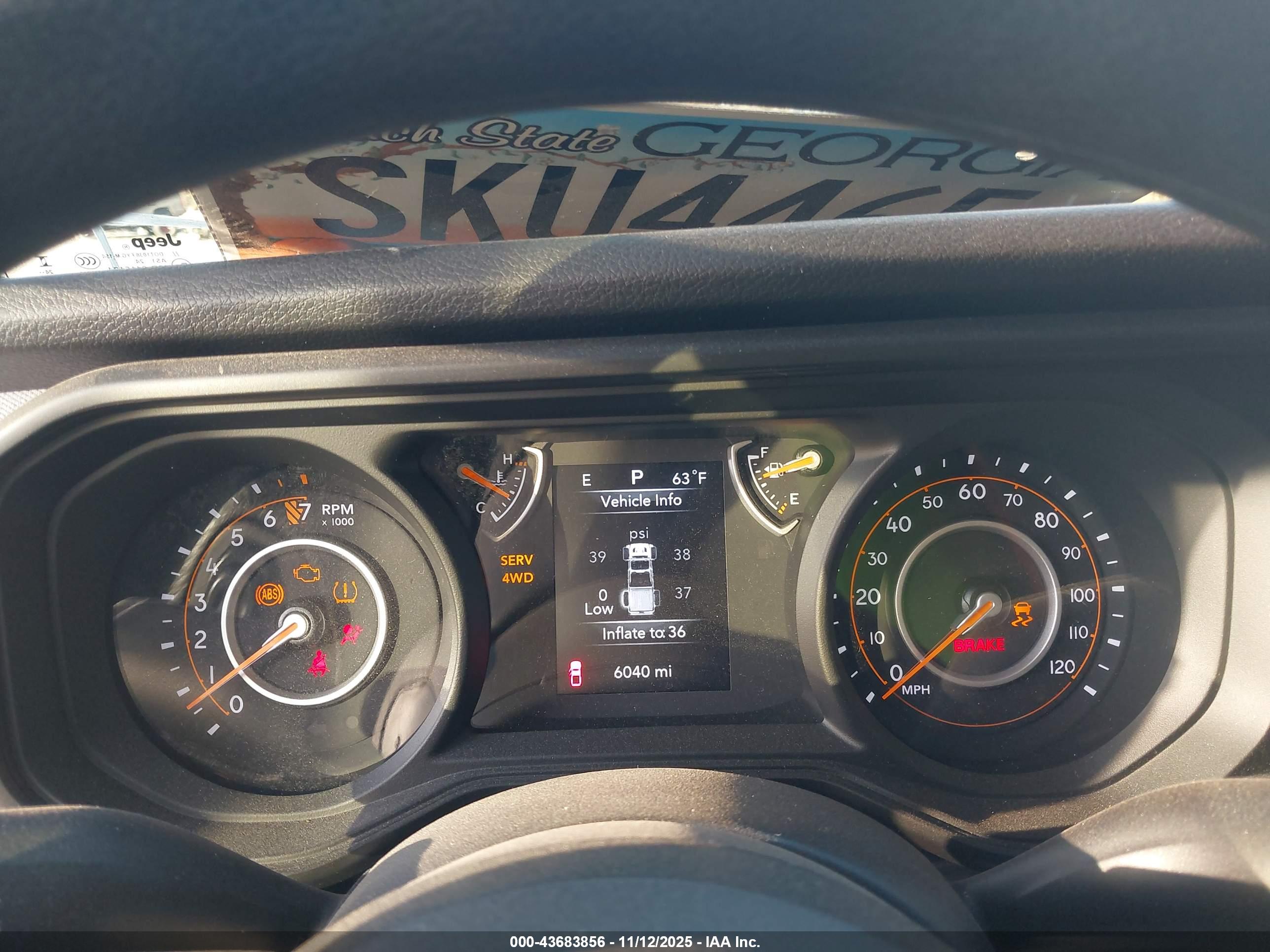 JEEP GLADIATOR image 7