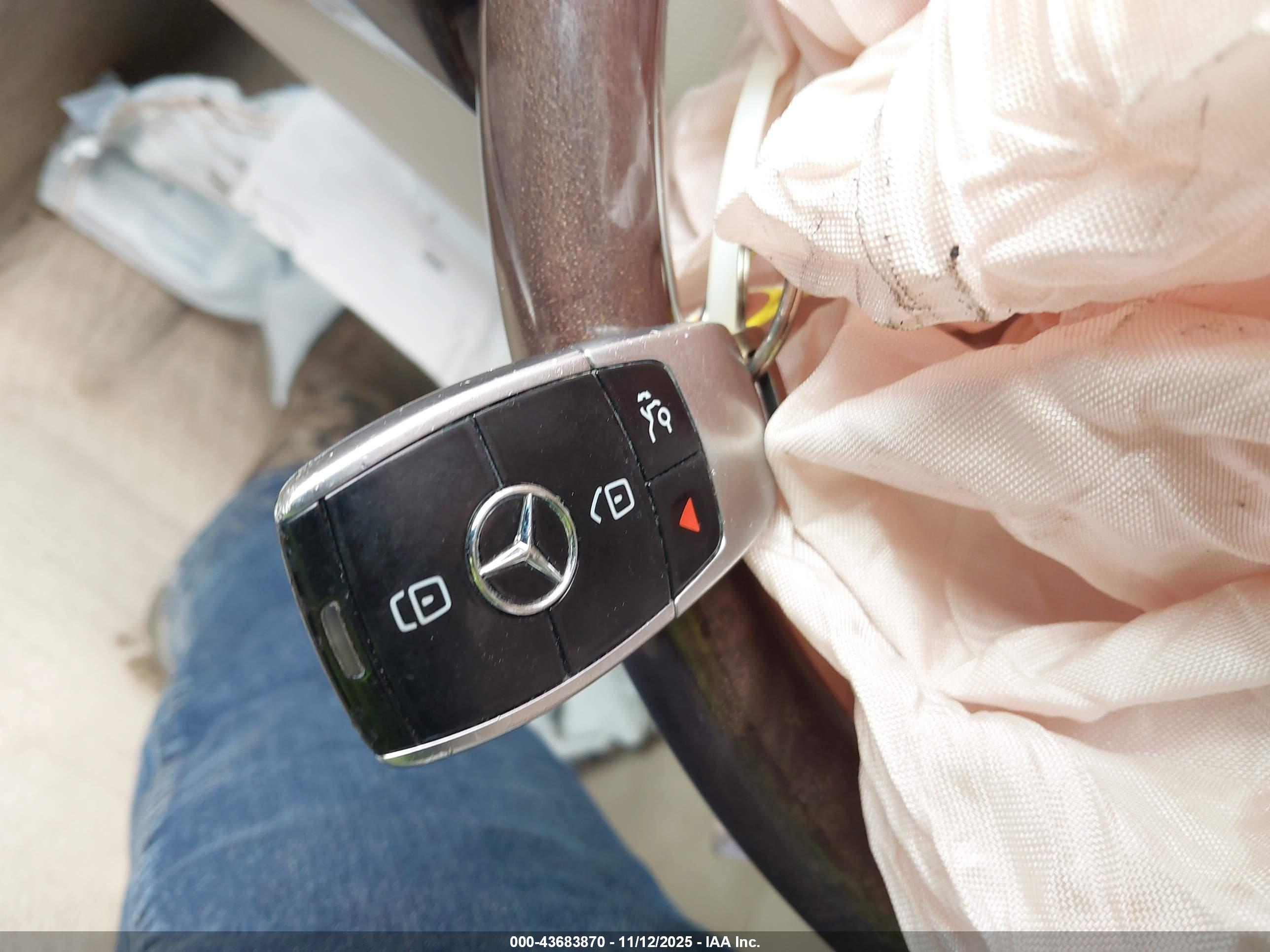 MERCEDES-BENZ S image 11