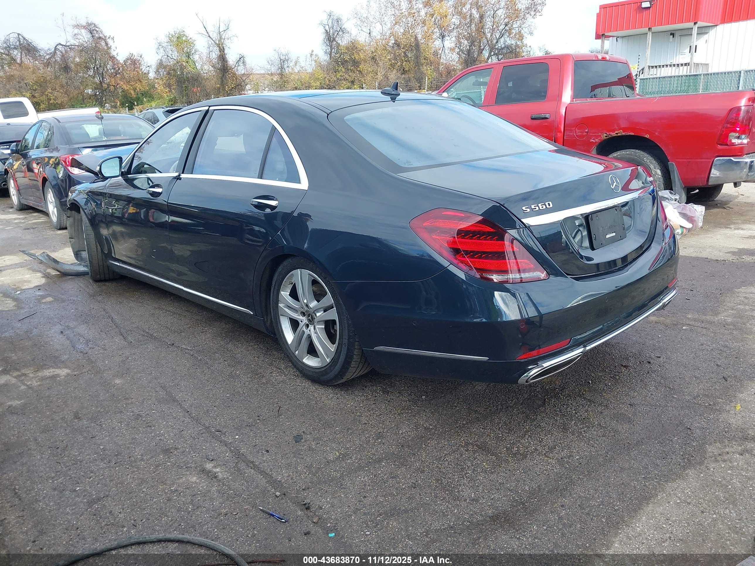 MERCEDES-BENZ S image 3