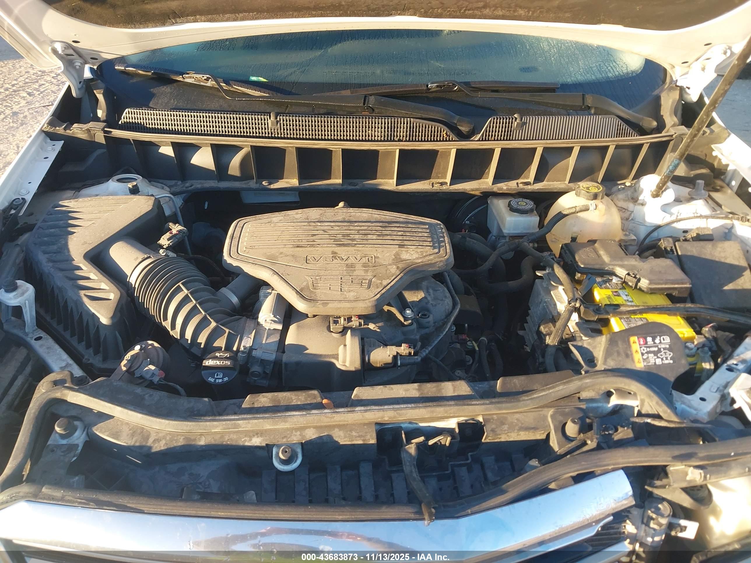CADILLAC XT5 image 10