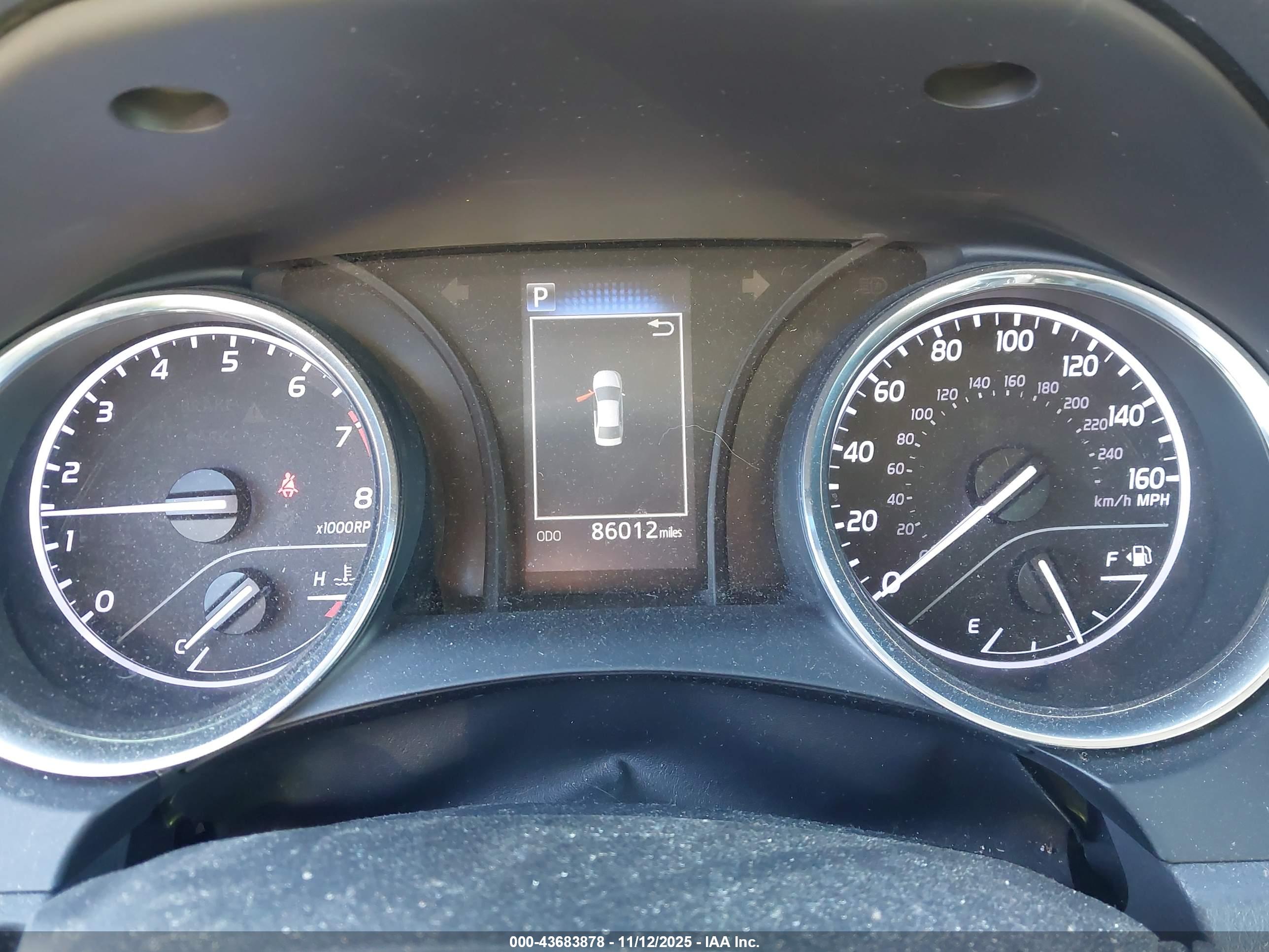 TOYOTA CAMRY image 7
