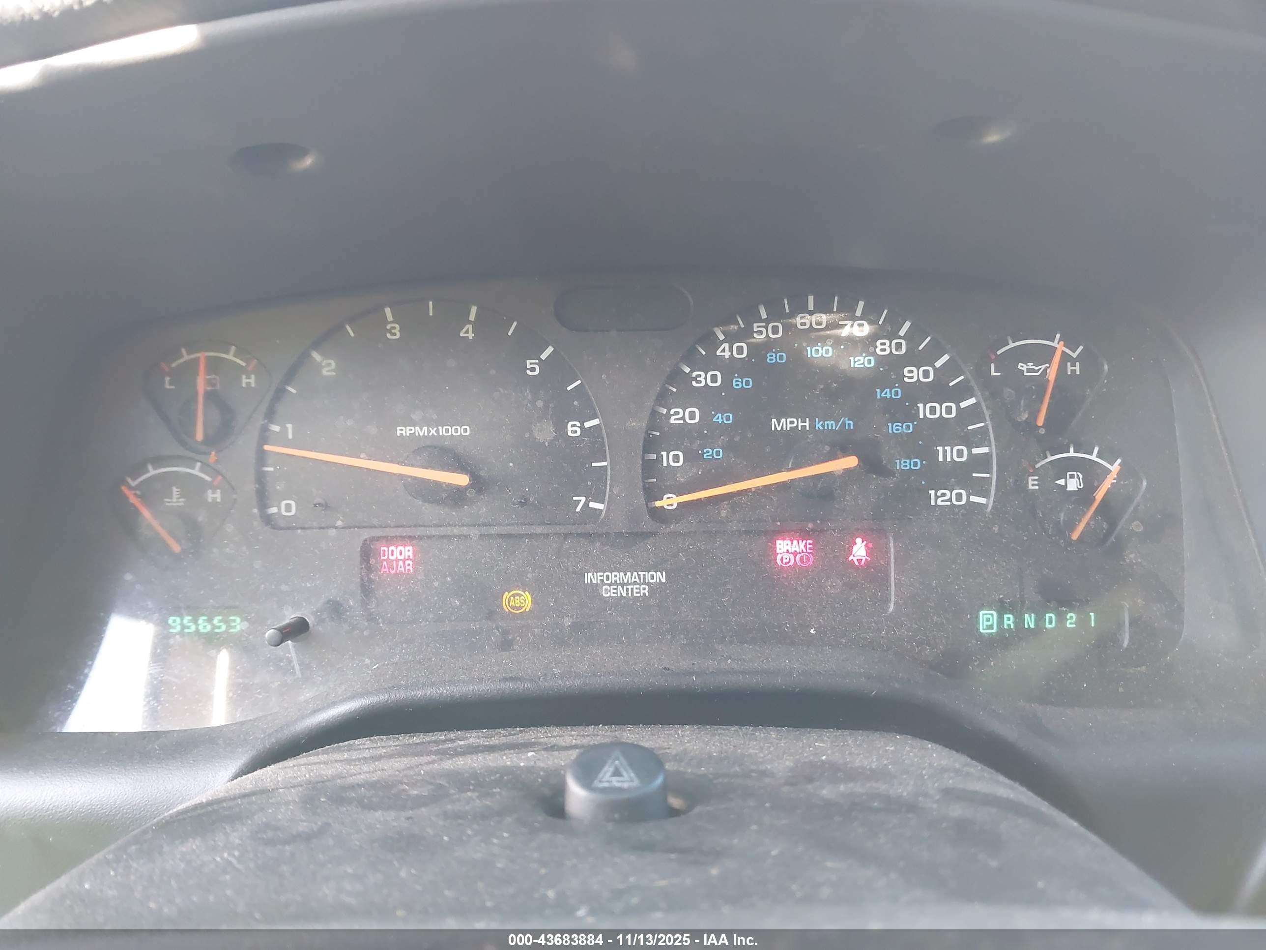 DODGE DAKOTA image 7