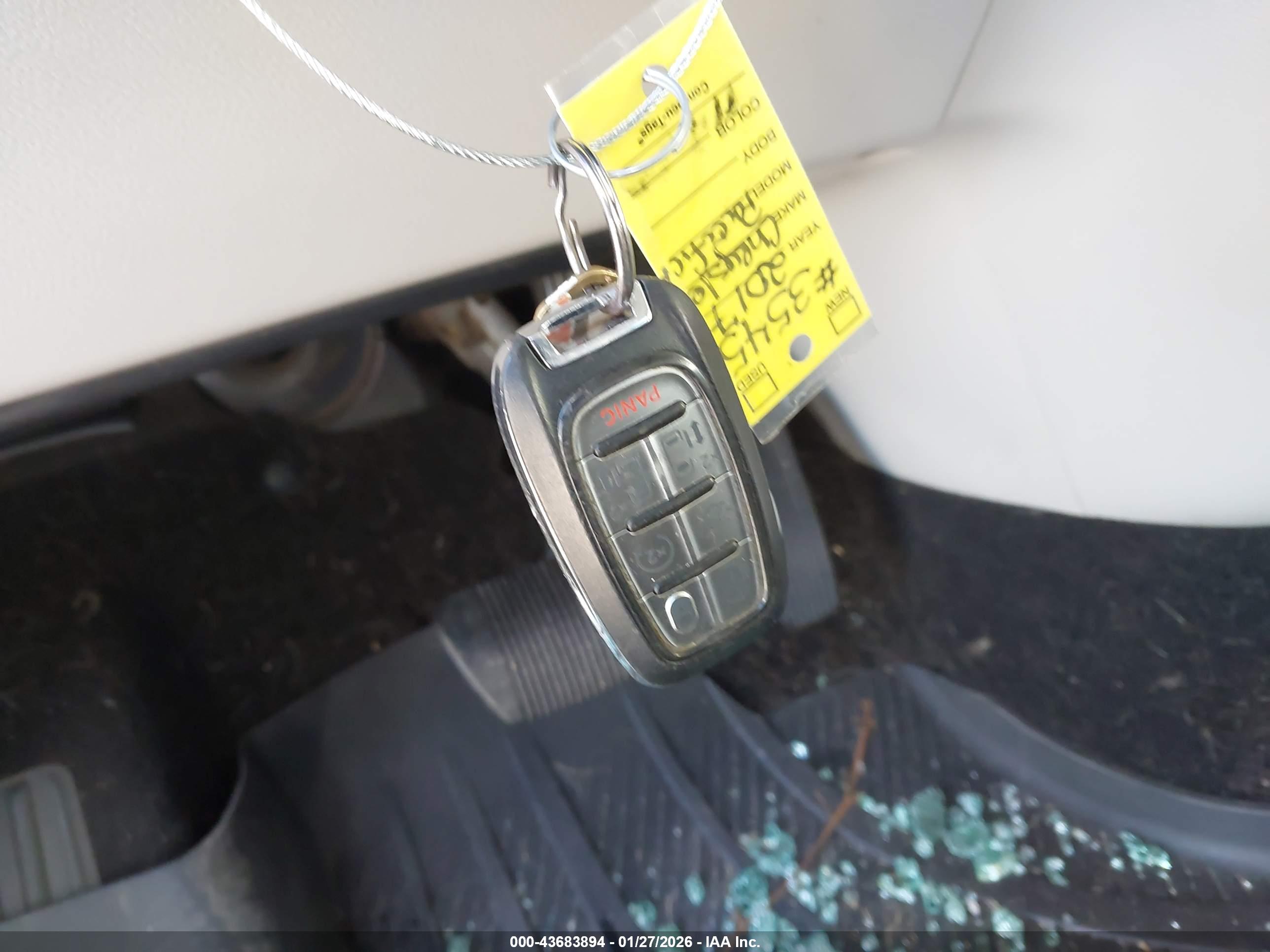 CHRYSLER PACIFICA image 11