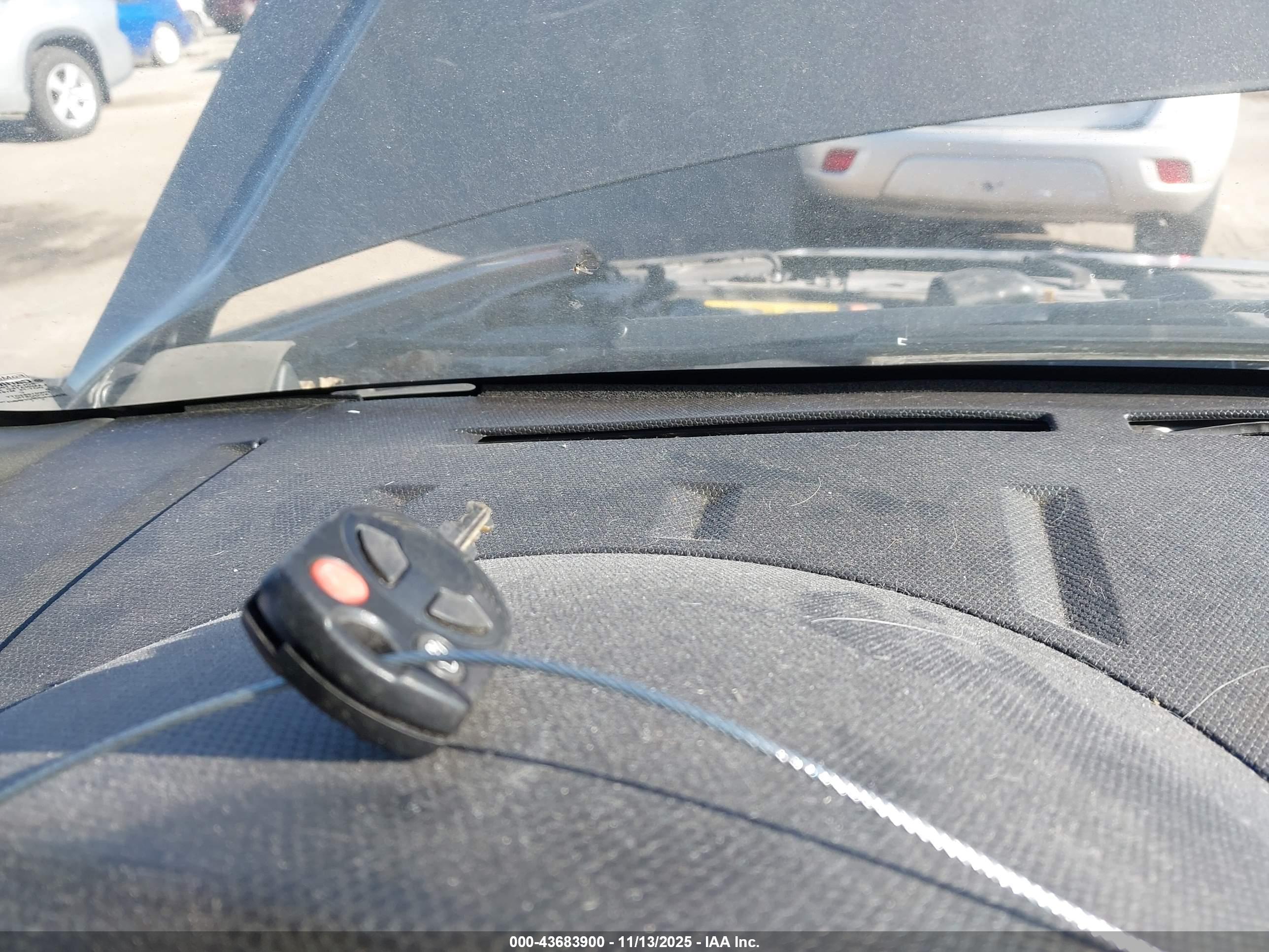 FORD ESCAPE image 11