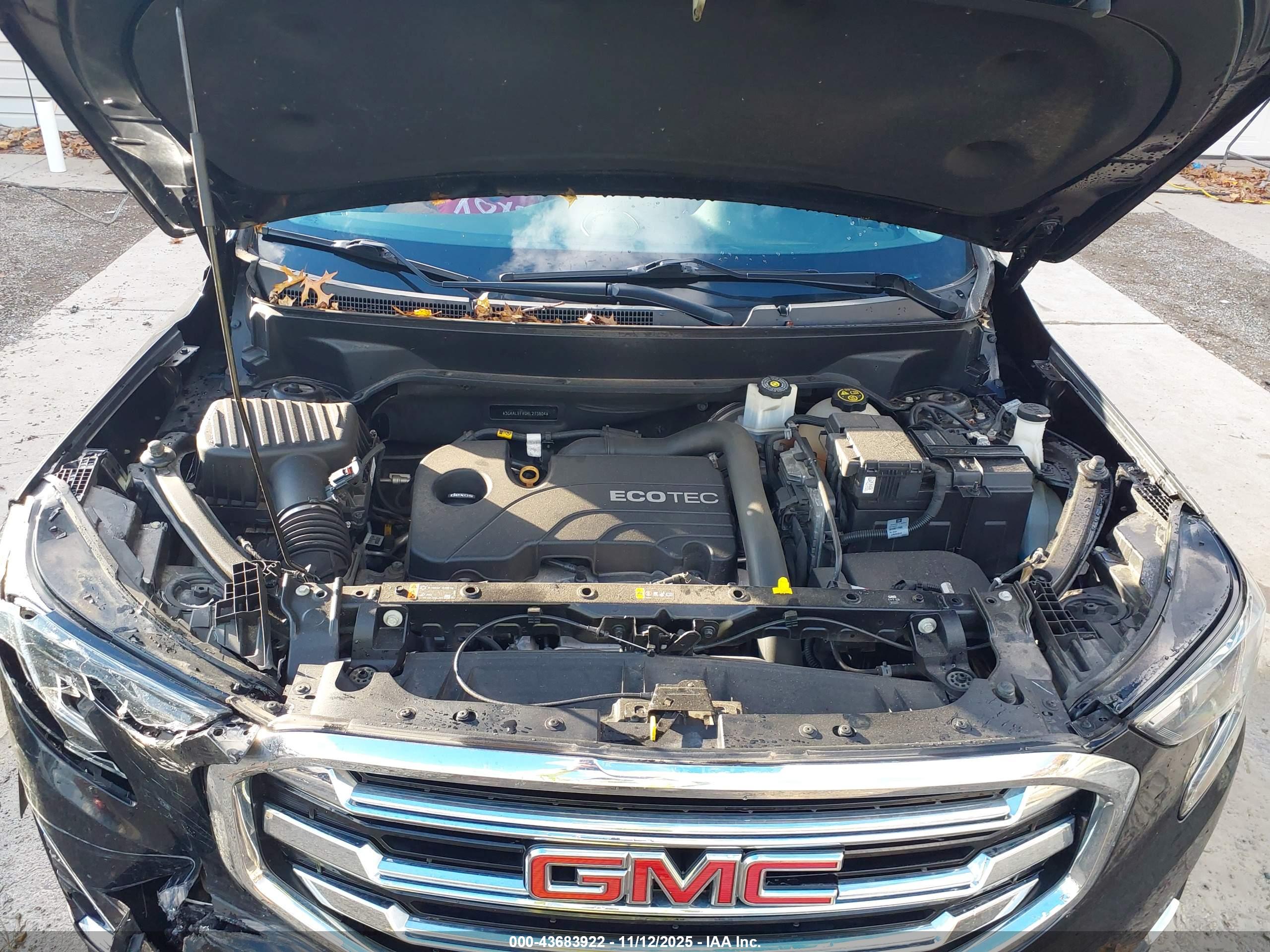 GMC TERRAIN image 10