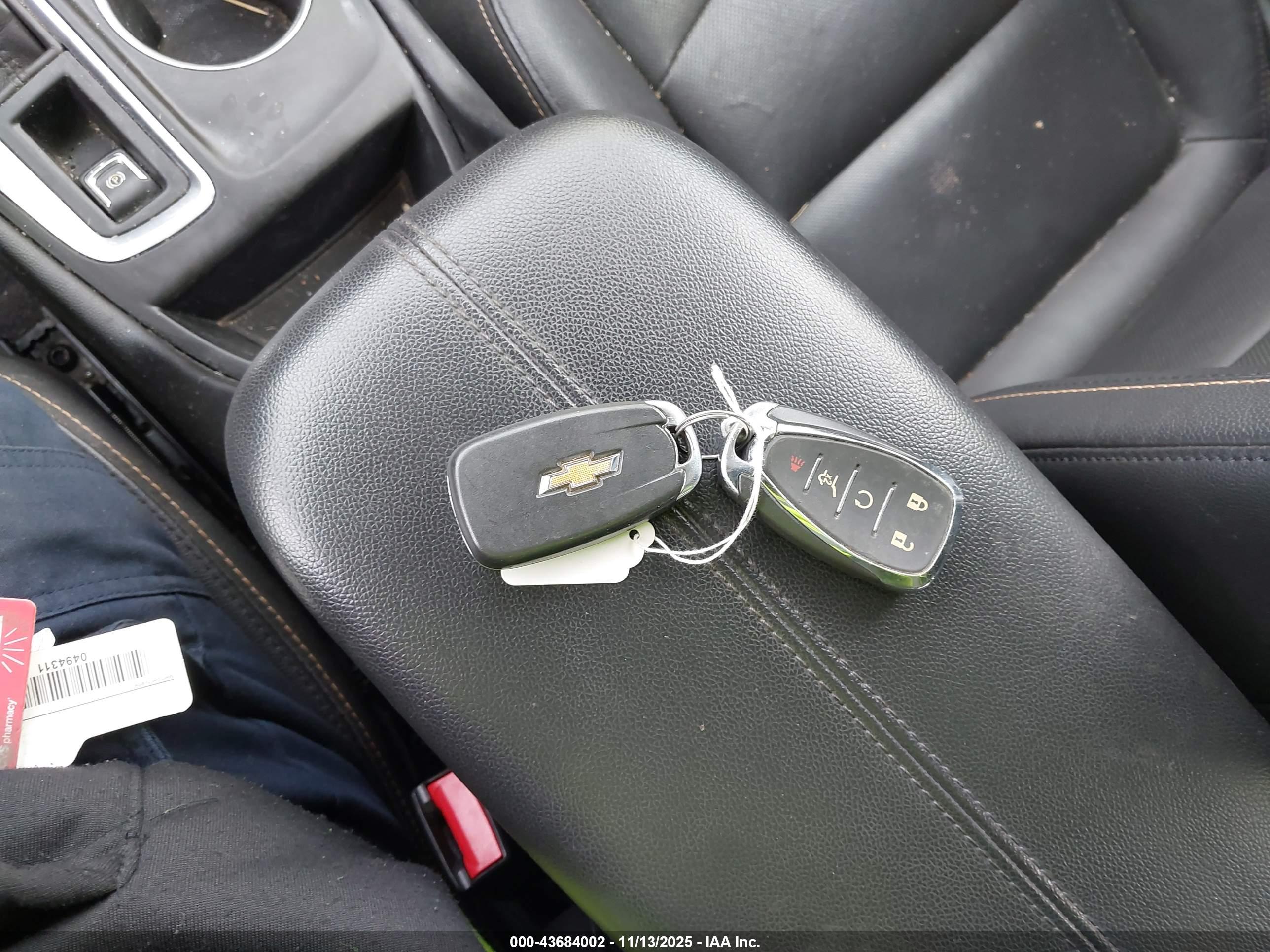 CHEVROLET EQUINOX image 11