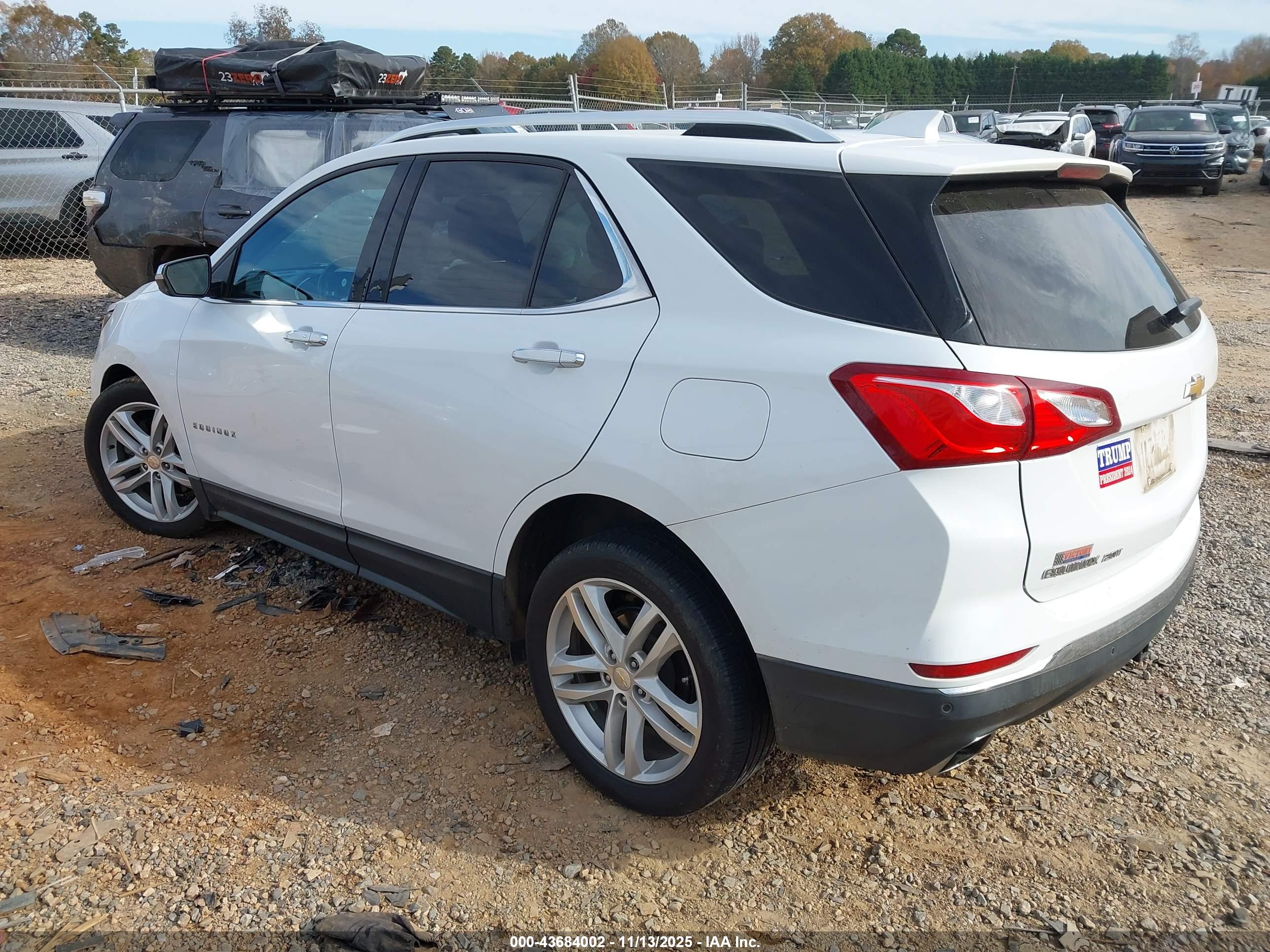 CHEVROLET EQUINOX image 3
