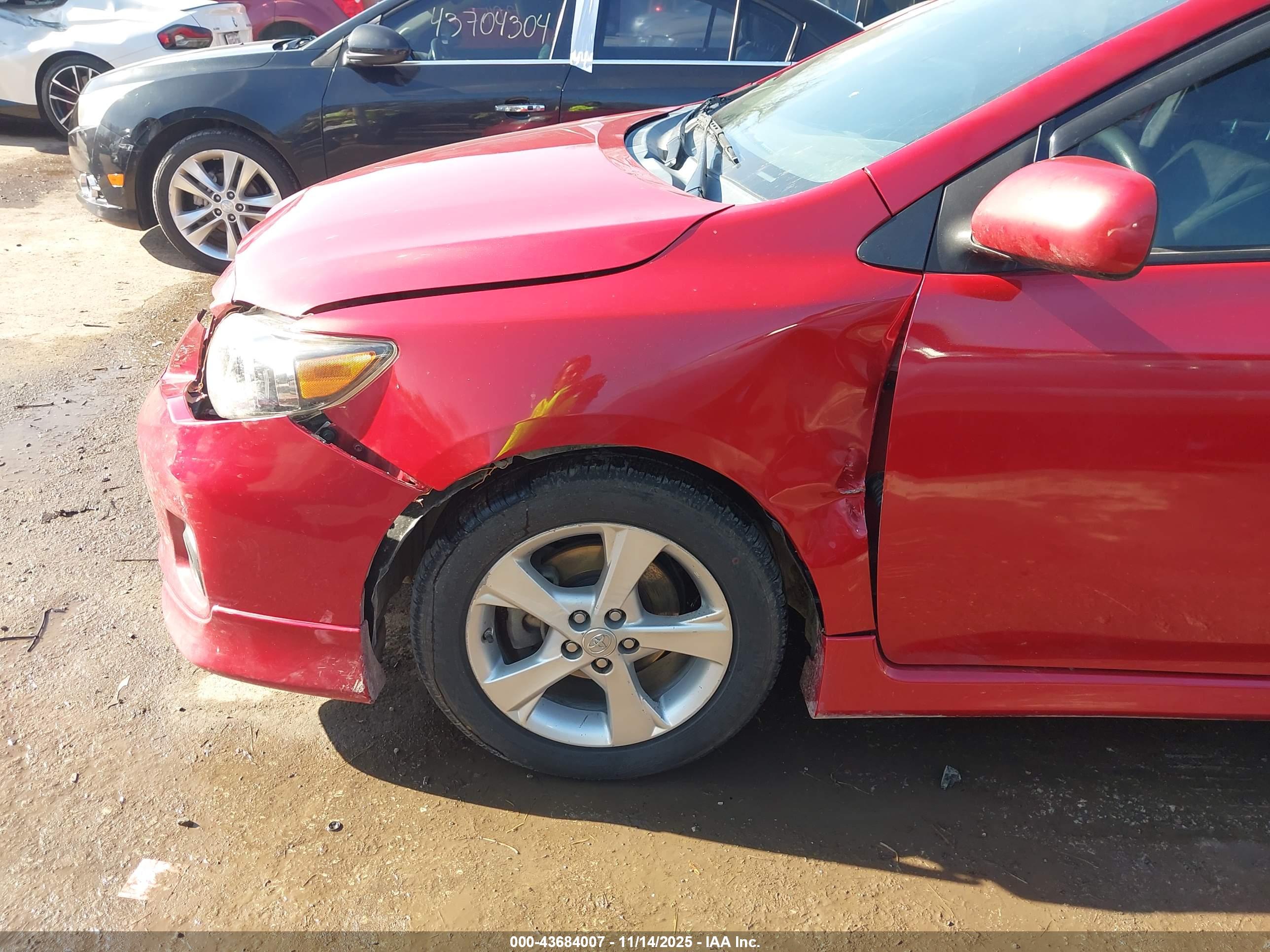 TOYOTA COROLLA image 6