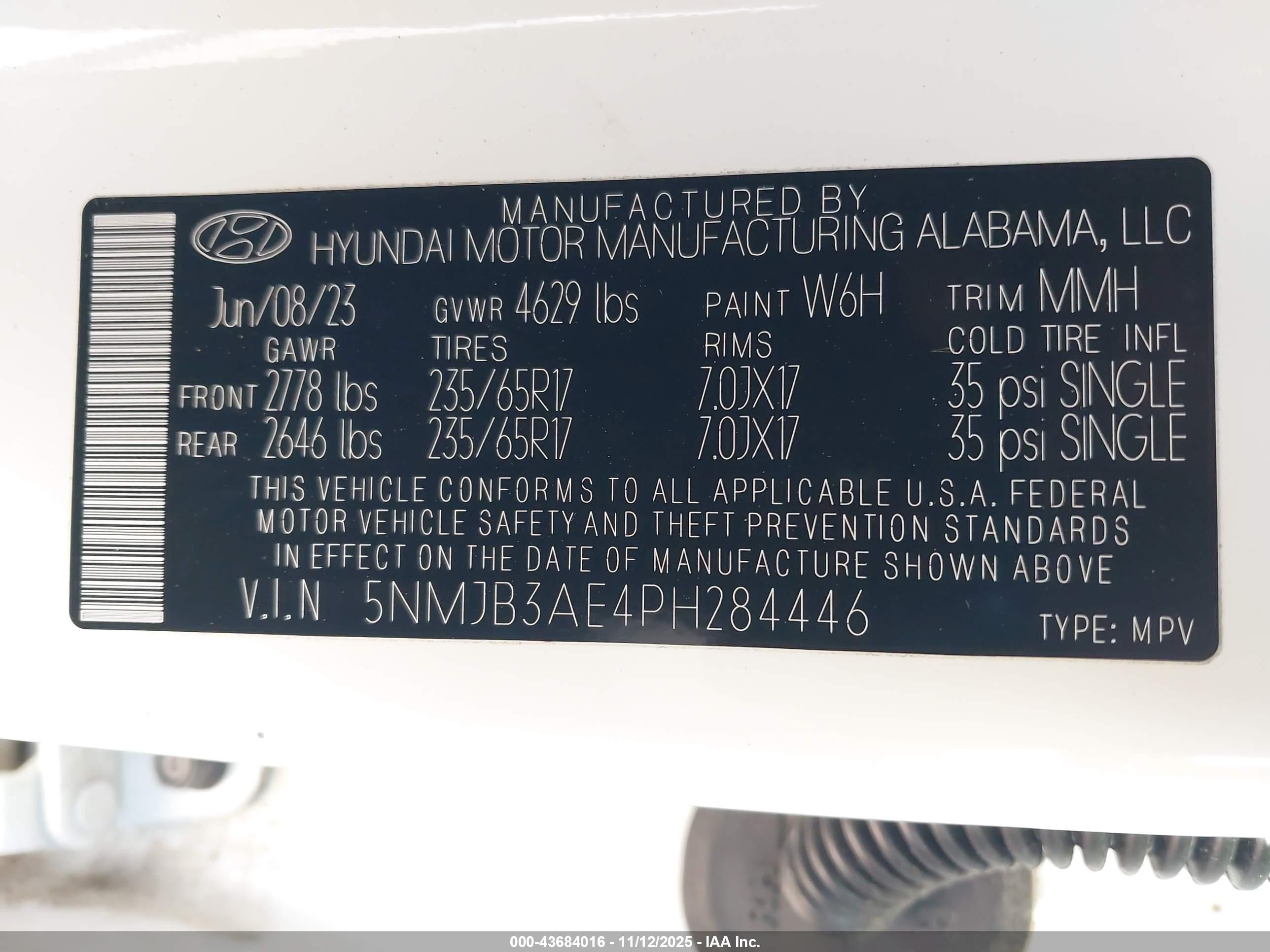 HYUNDAI TUCSON image 9