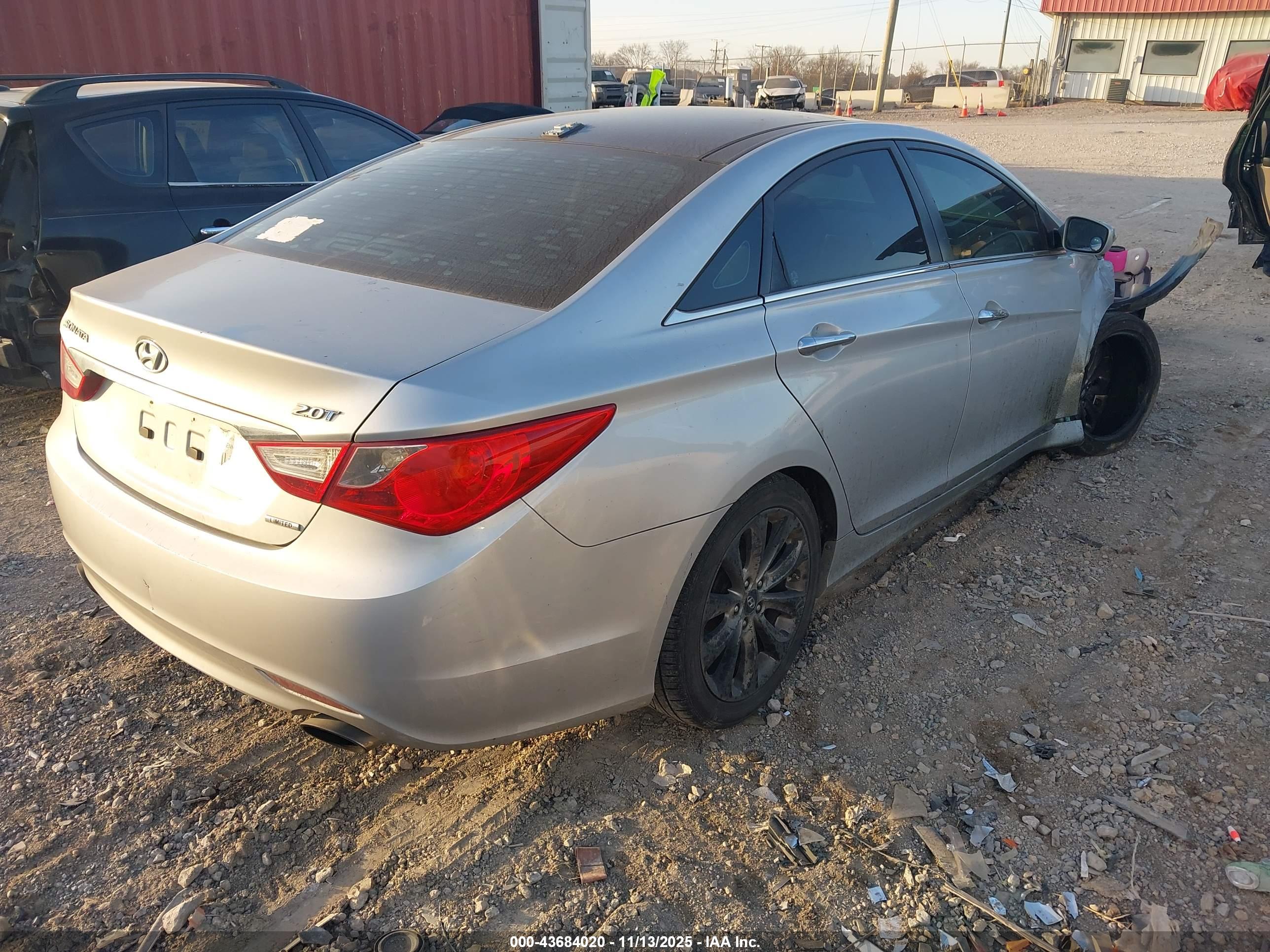 HYUNDAI SONATA image 4