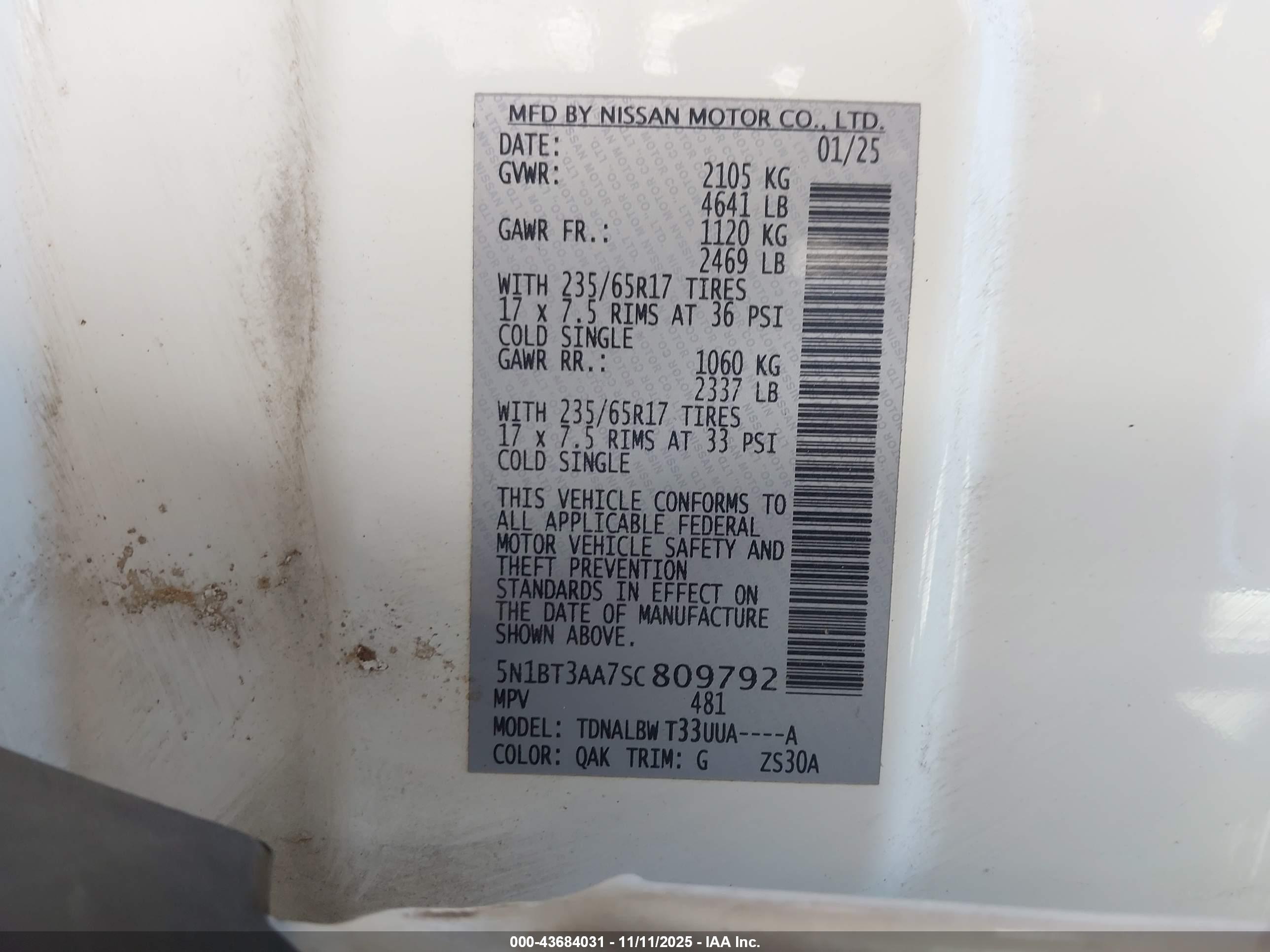 NISSAN ROGUE image 9