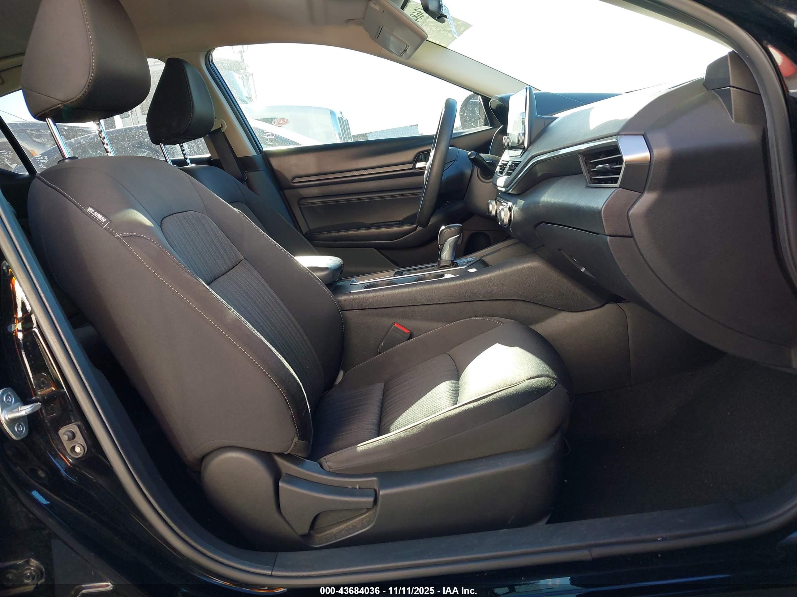 NISSAN ALTIMA image 5