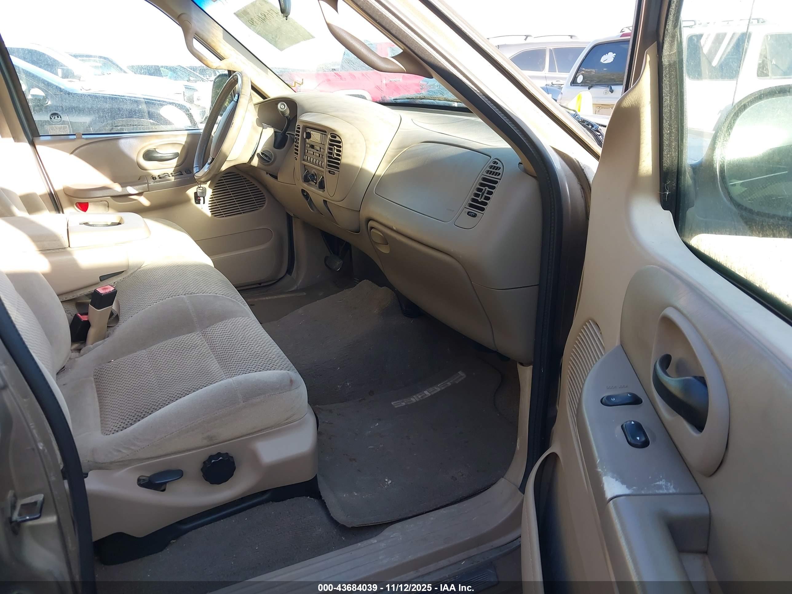 FORD F-150 image 5