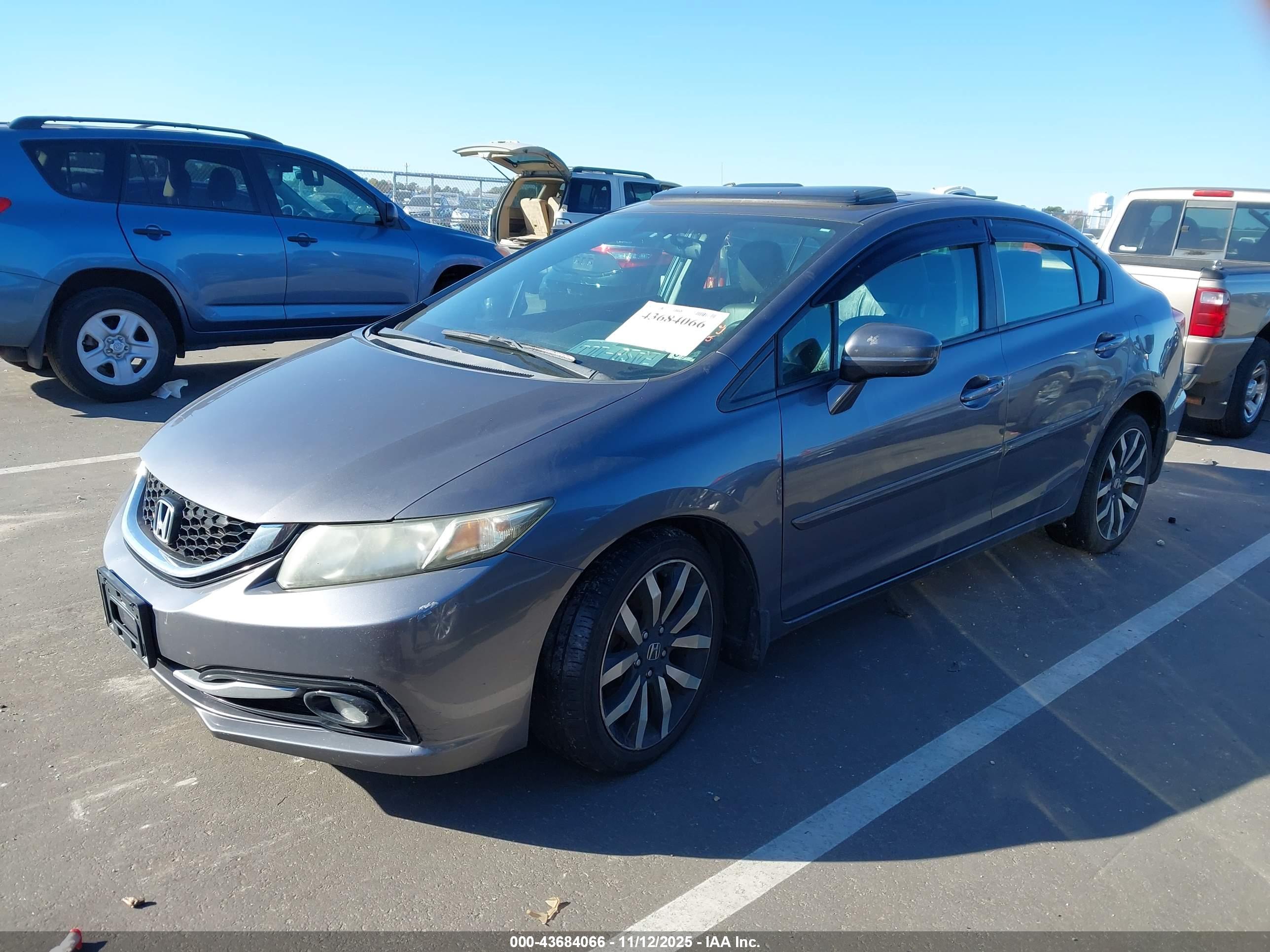 HONDA CIVIC image 2