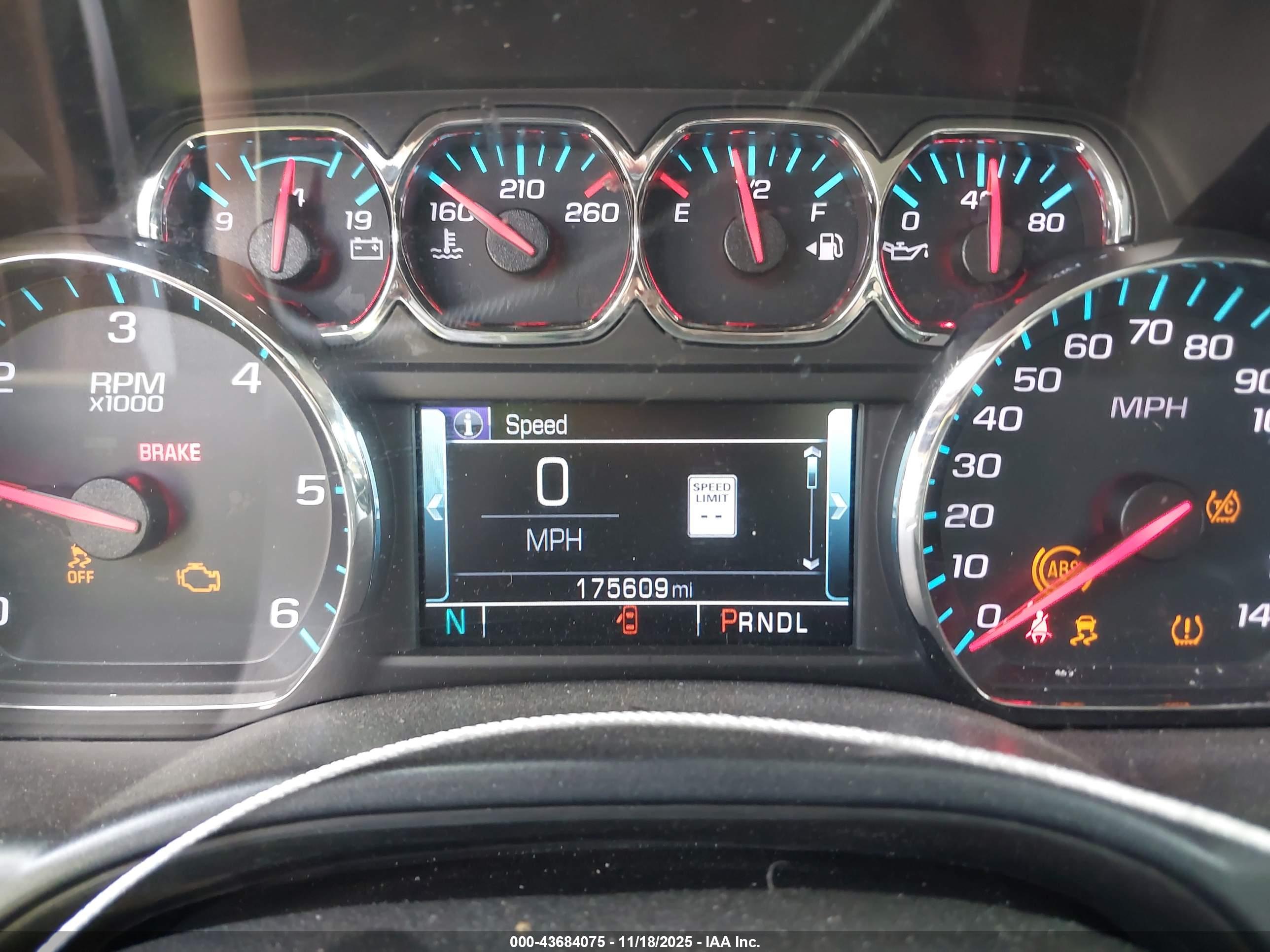 GMC SIERRA image 7