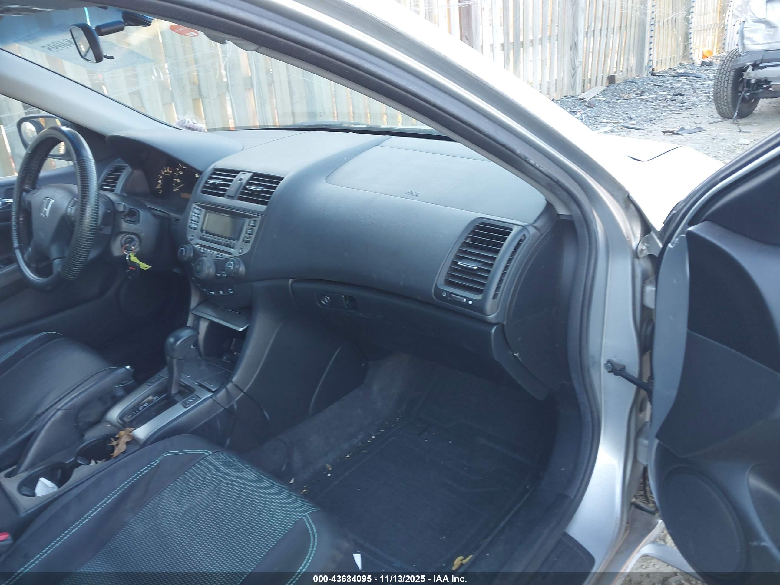 HONDA ACCORD image 5