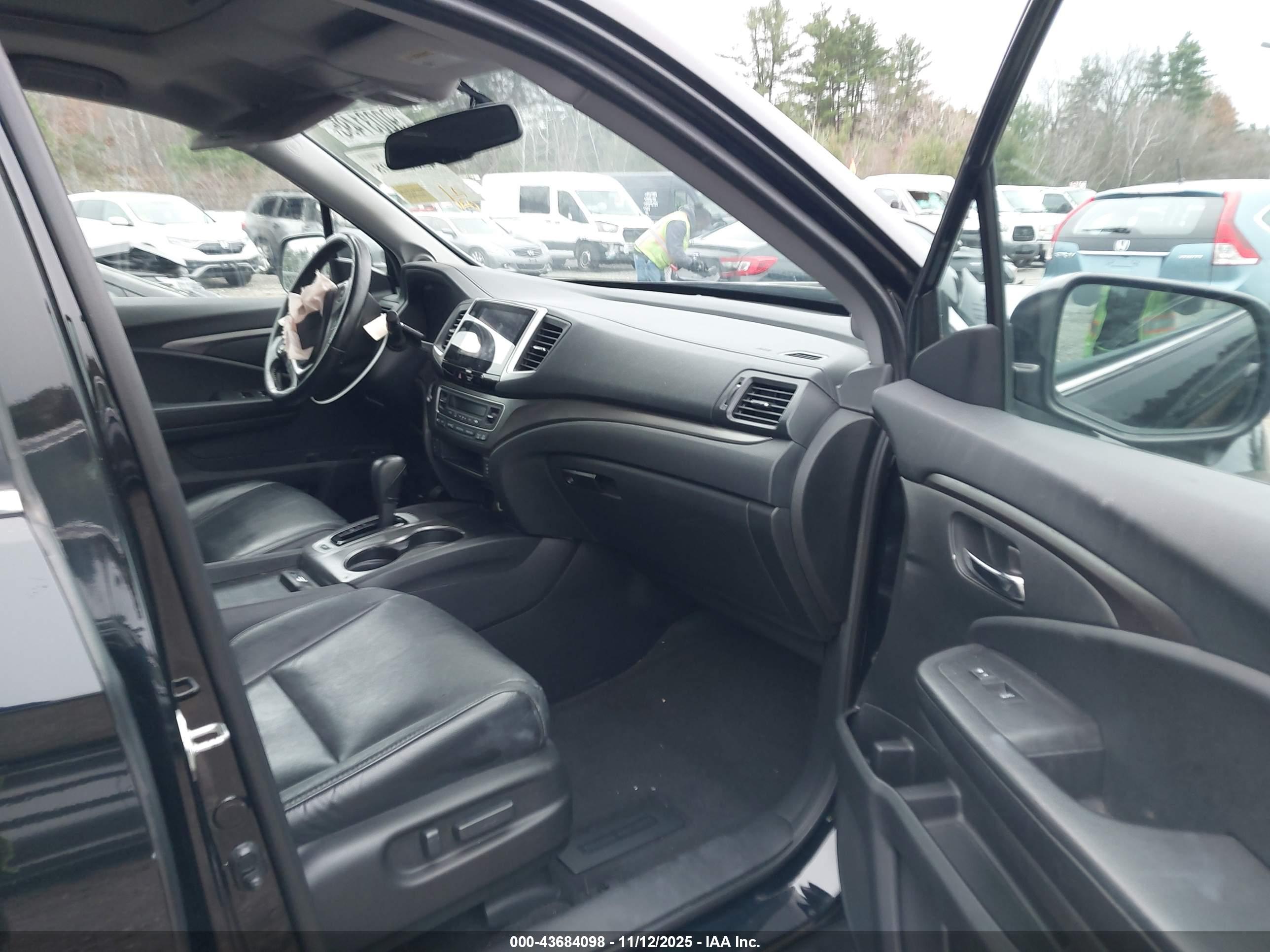 HONDA PILOT image 5
