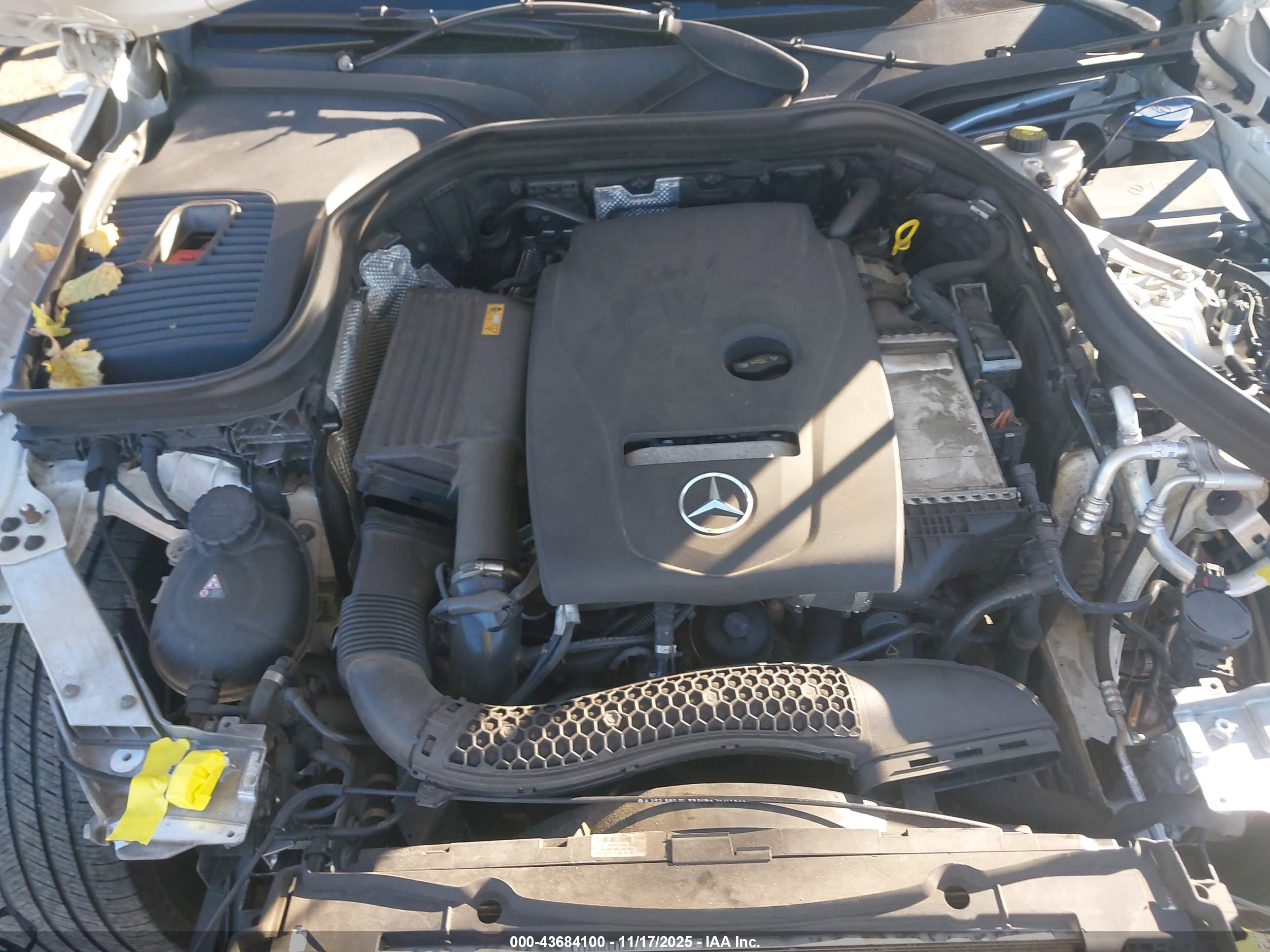 MERCEDES-BENZ GLC image 10