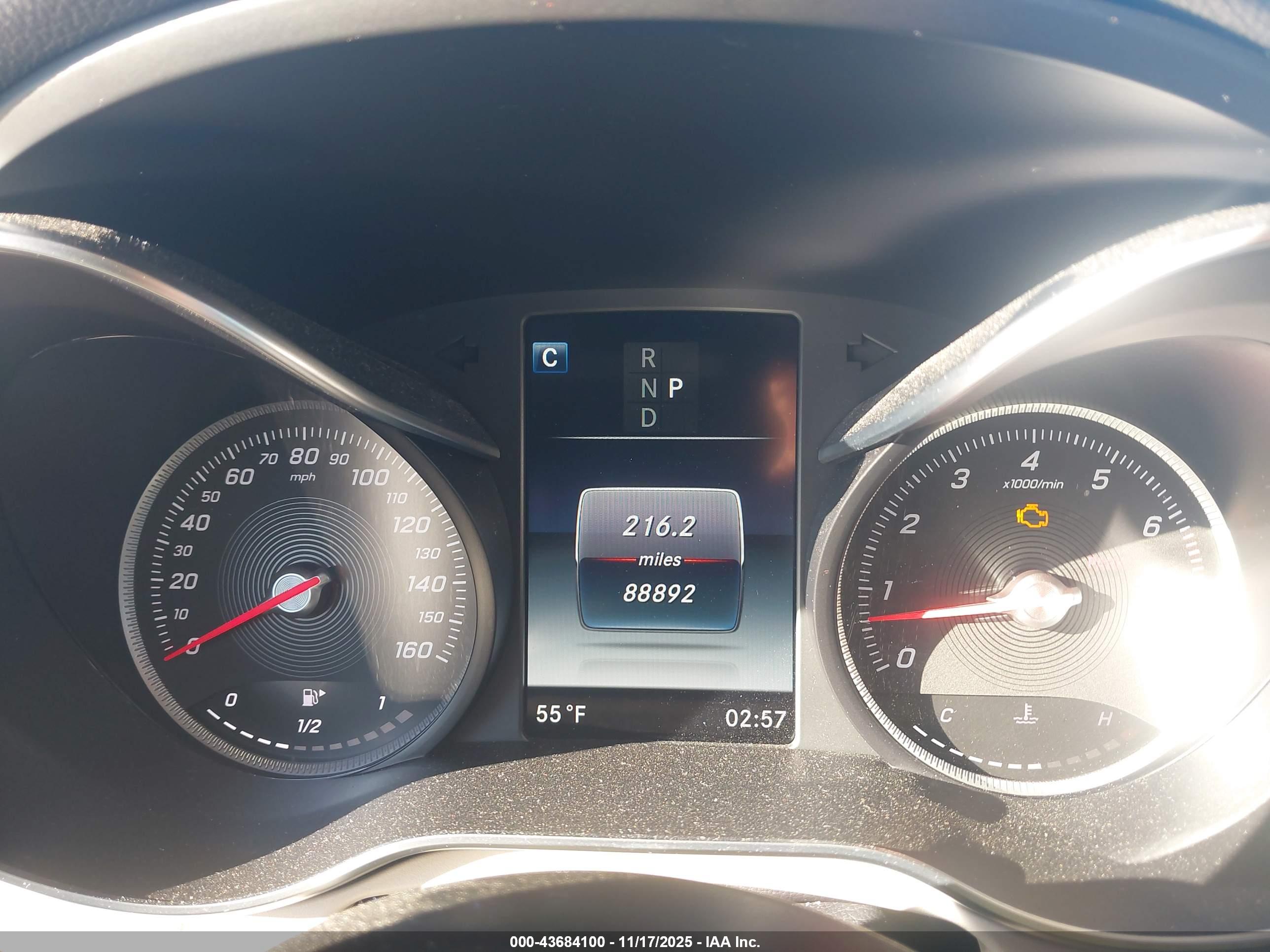 MERCEDES-BENZ GLC image 7