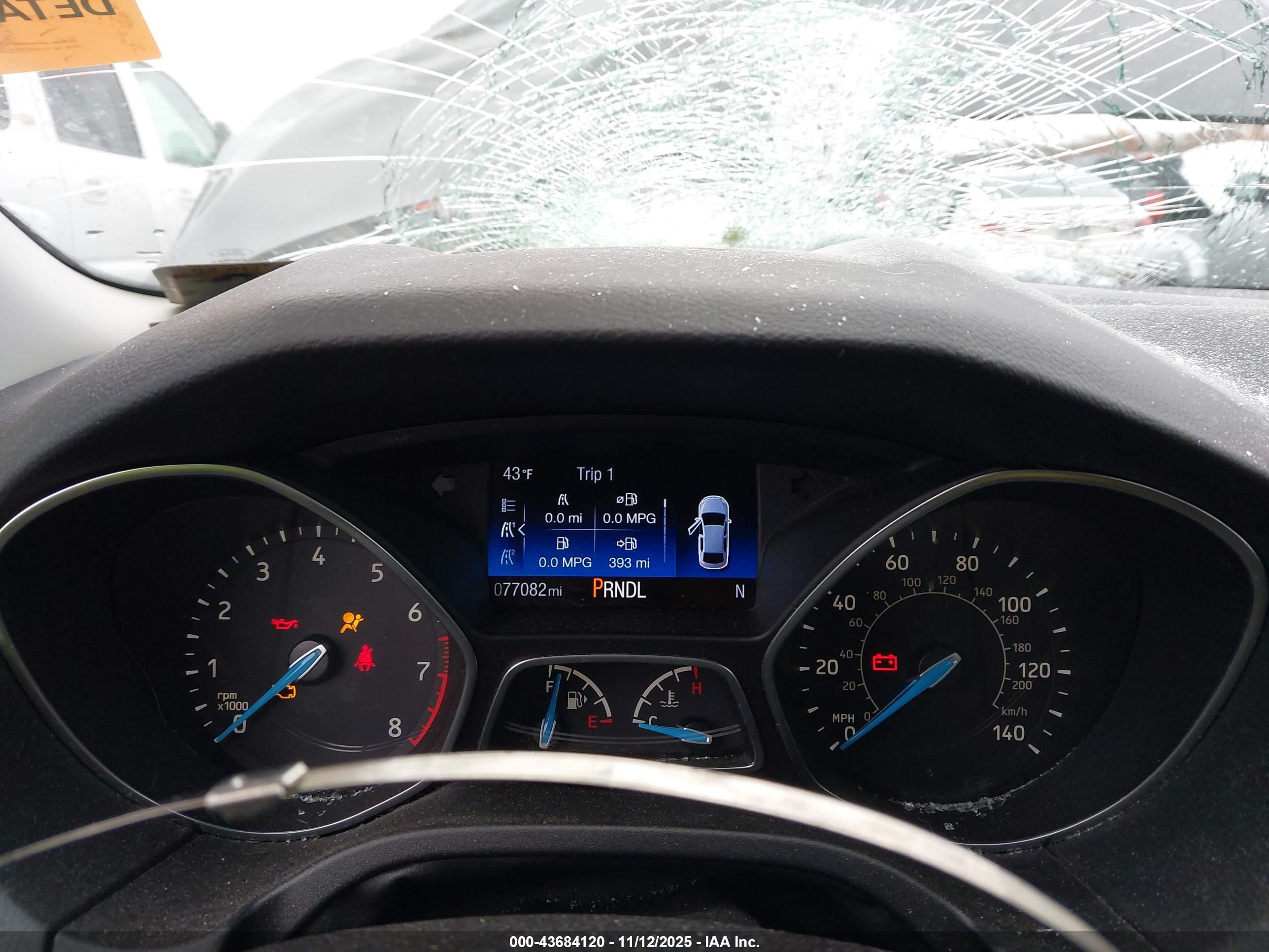FORD FOCUS image 7