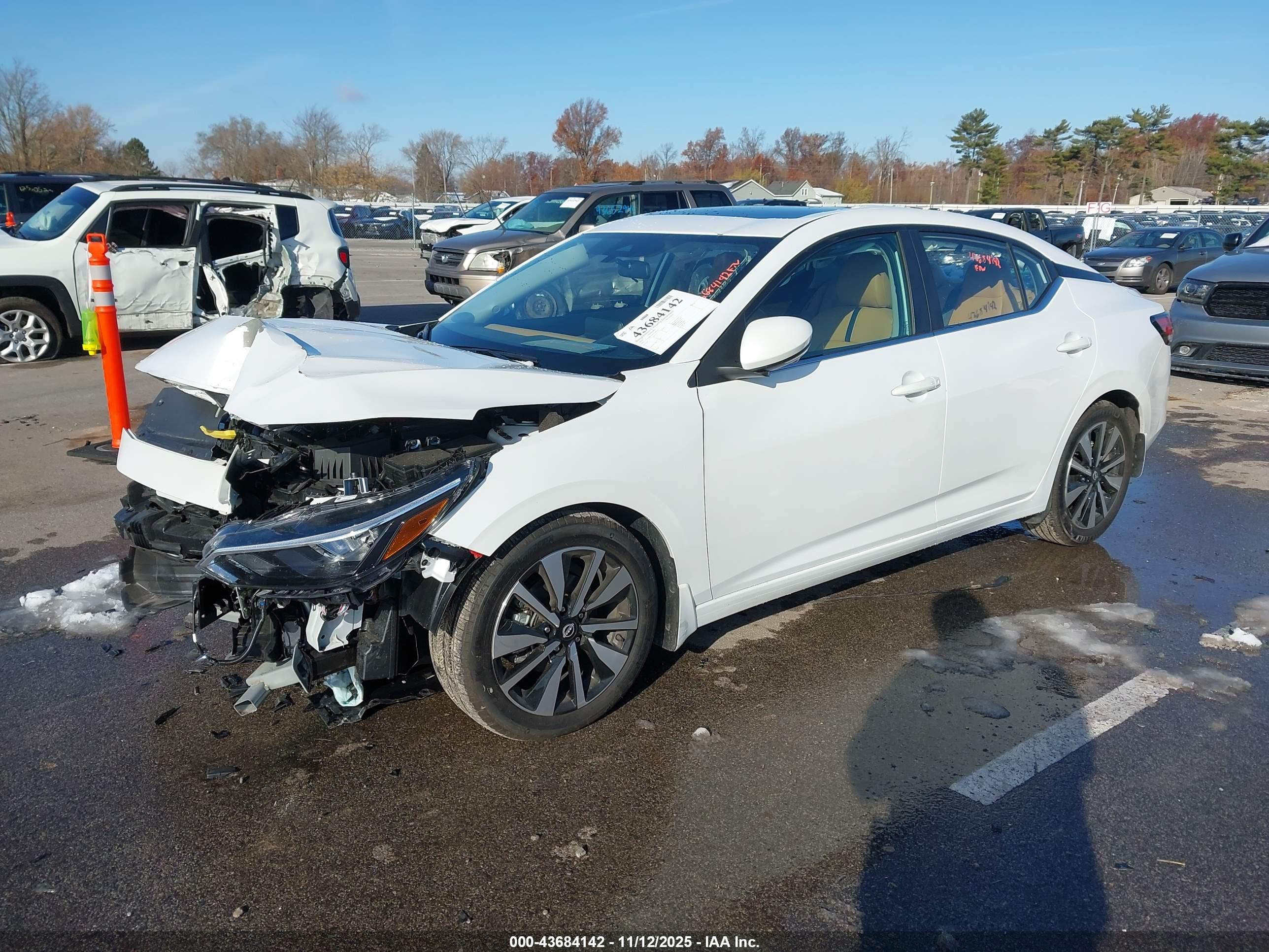 NISSAN SENTRA image 2