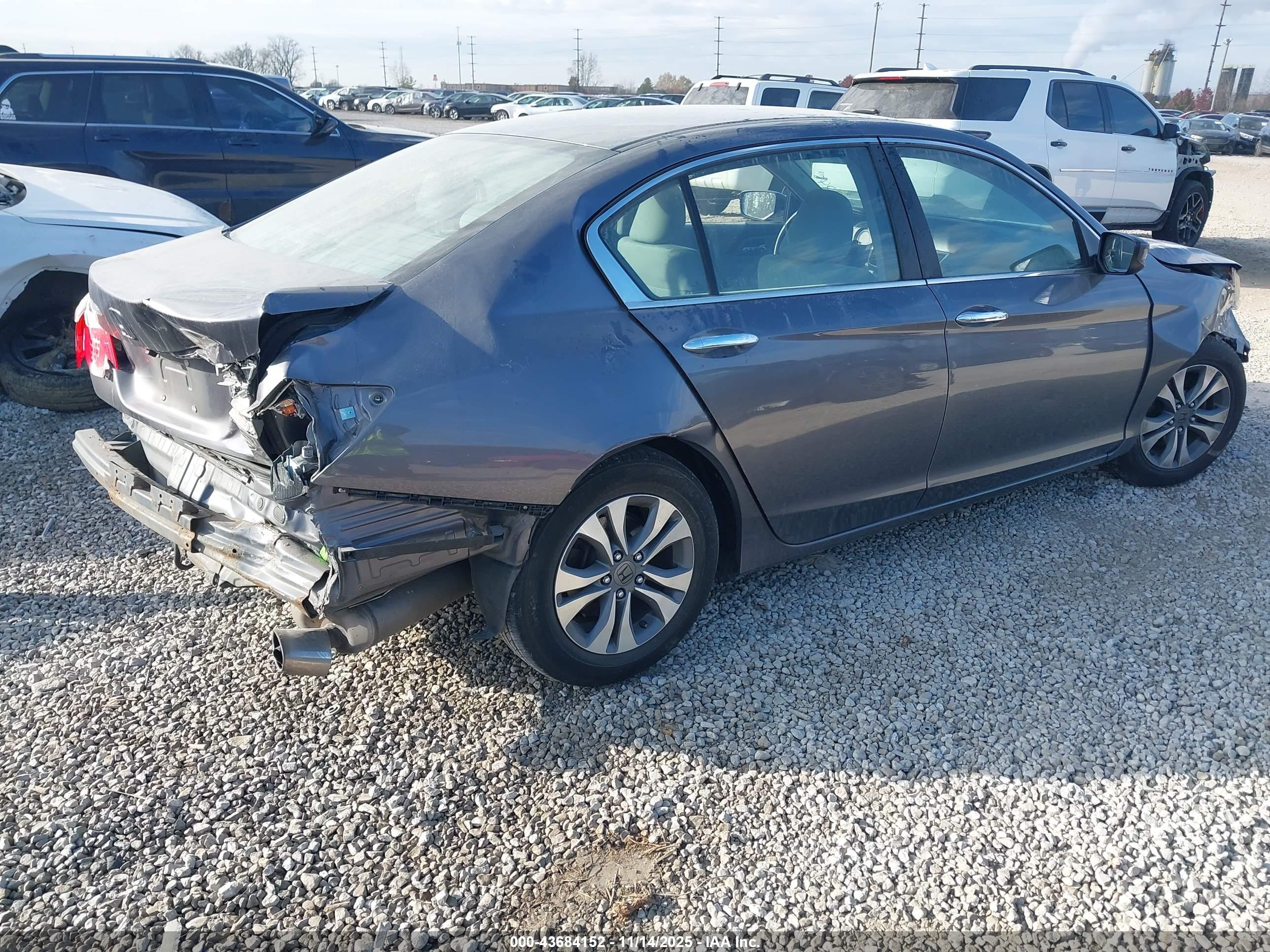 HONDA ACCORD image 4