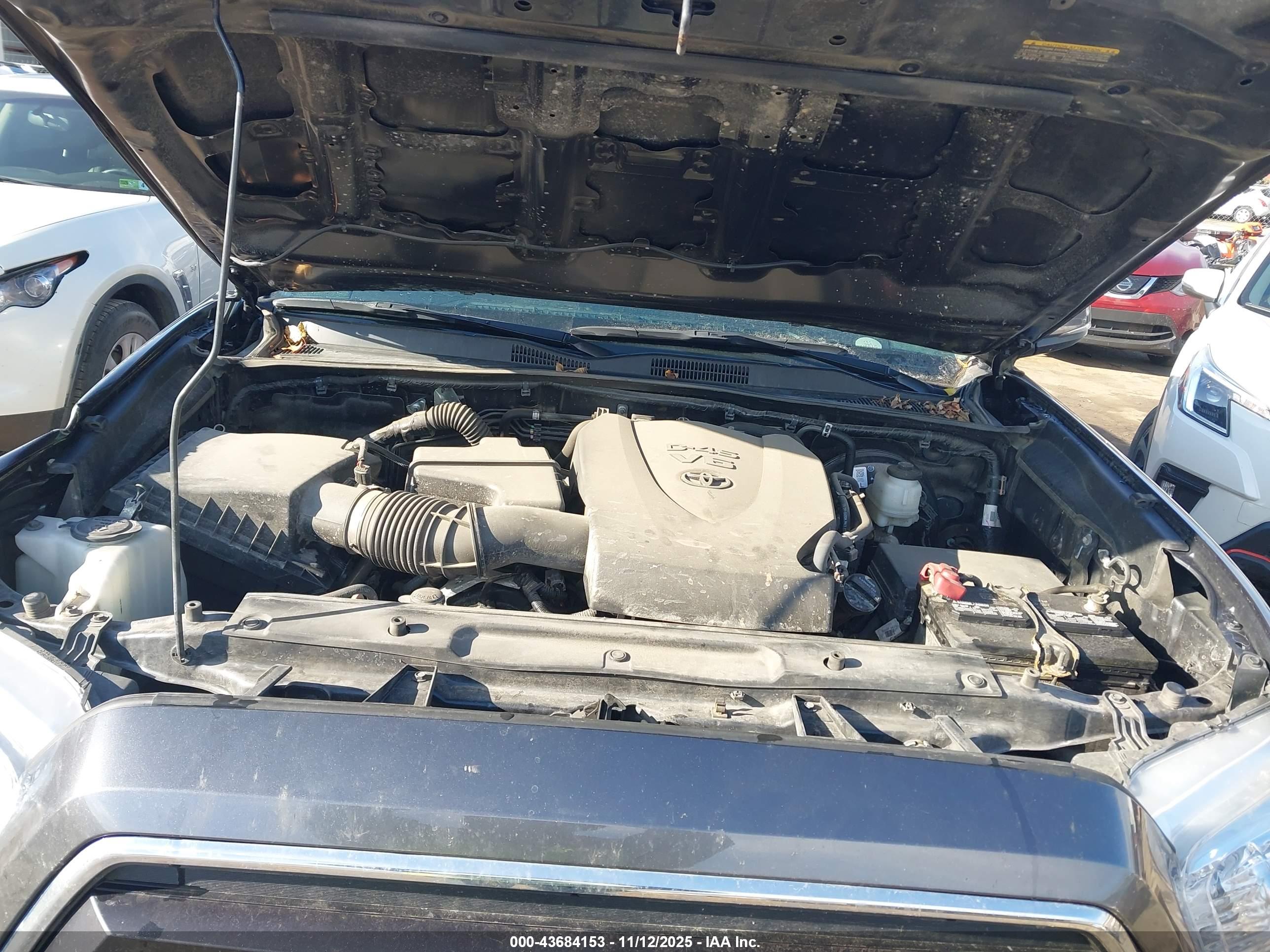 TOYOTA TACOMA image 10