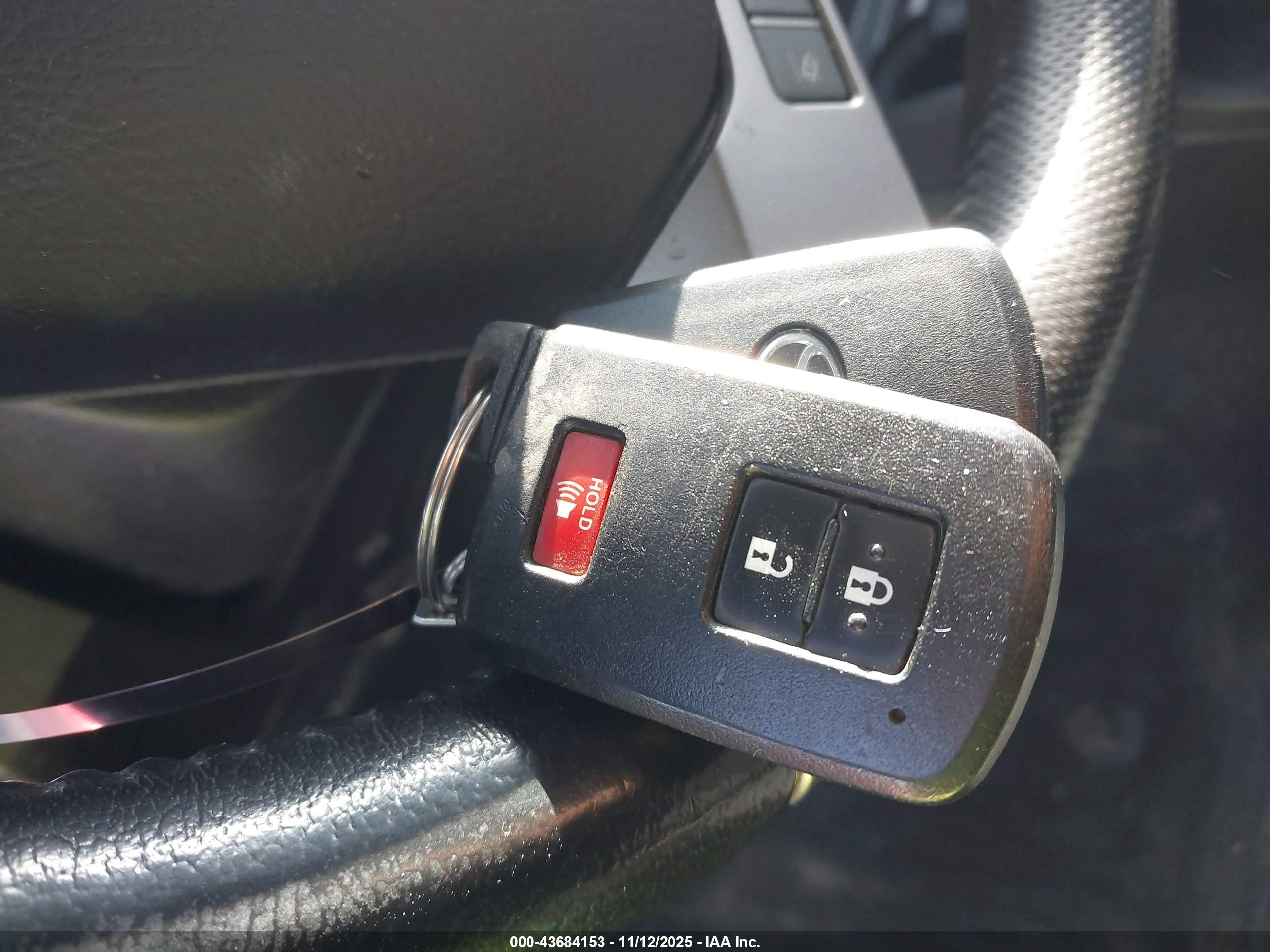 TOYOTA TACOMA image 11