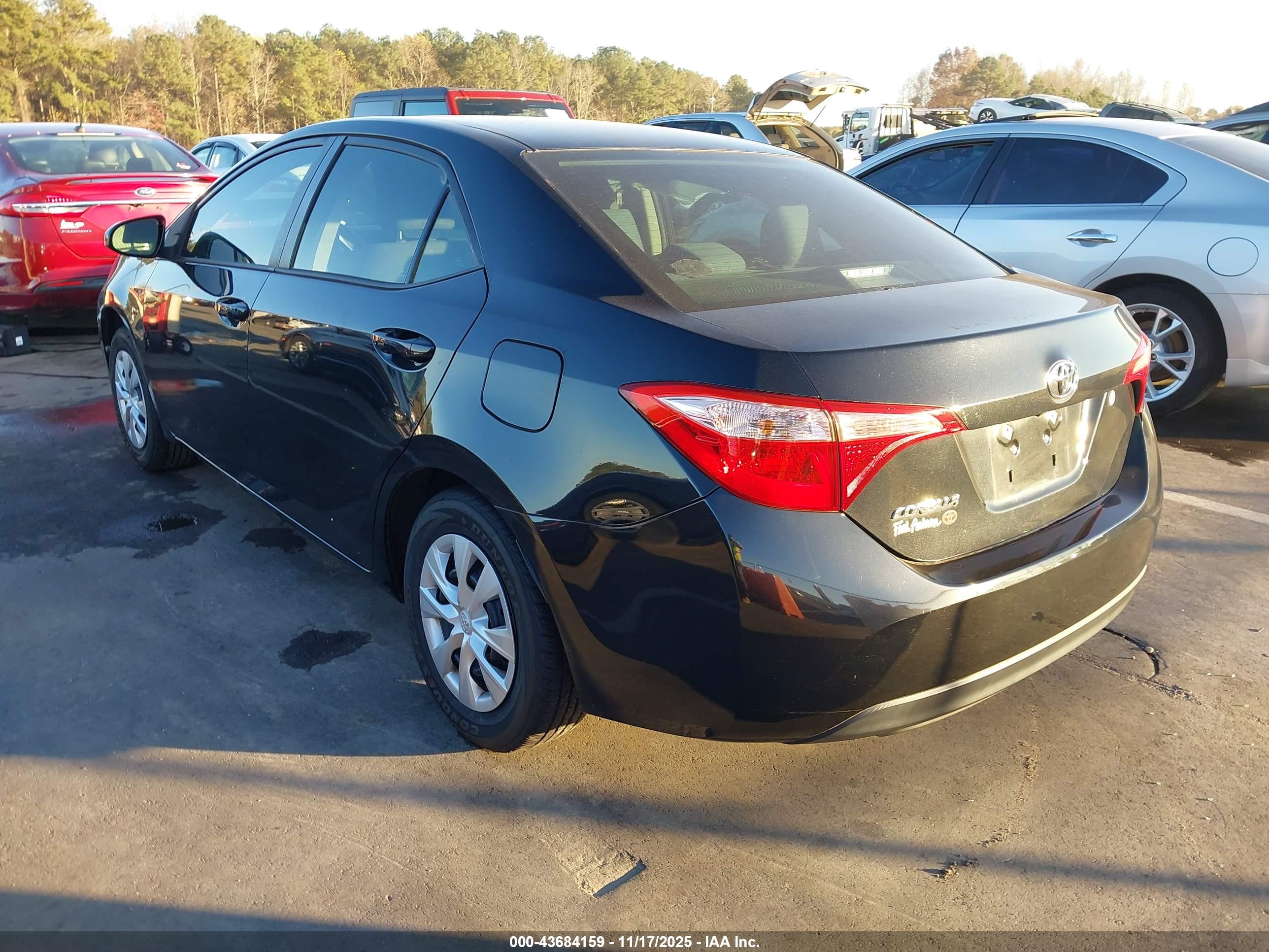TOYOTA COROLLA image 3