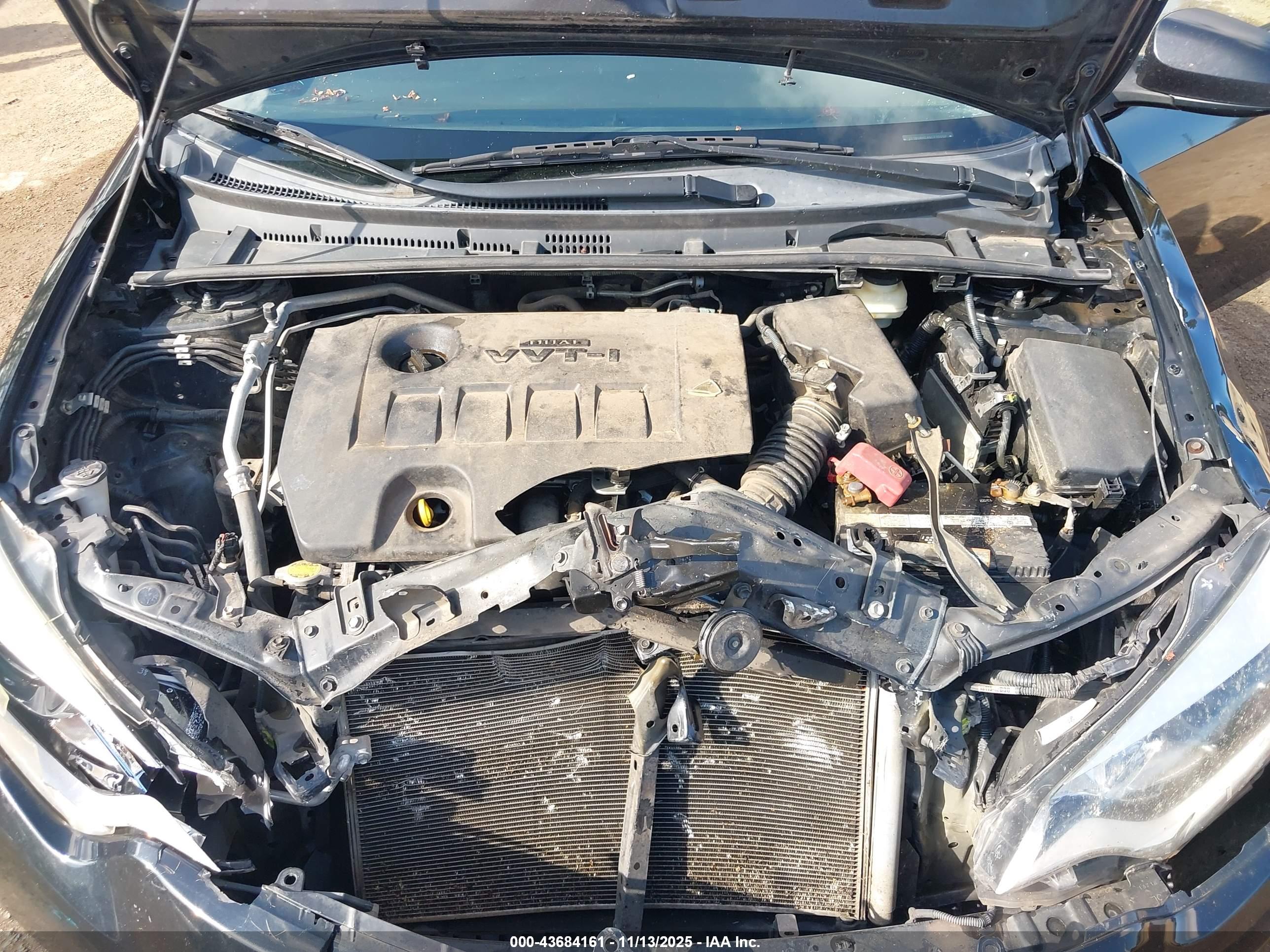 TOYOTA COROLLA image 10