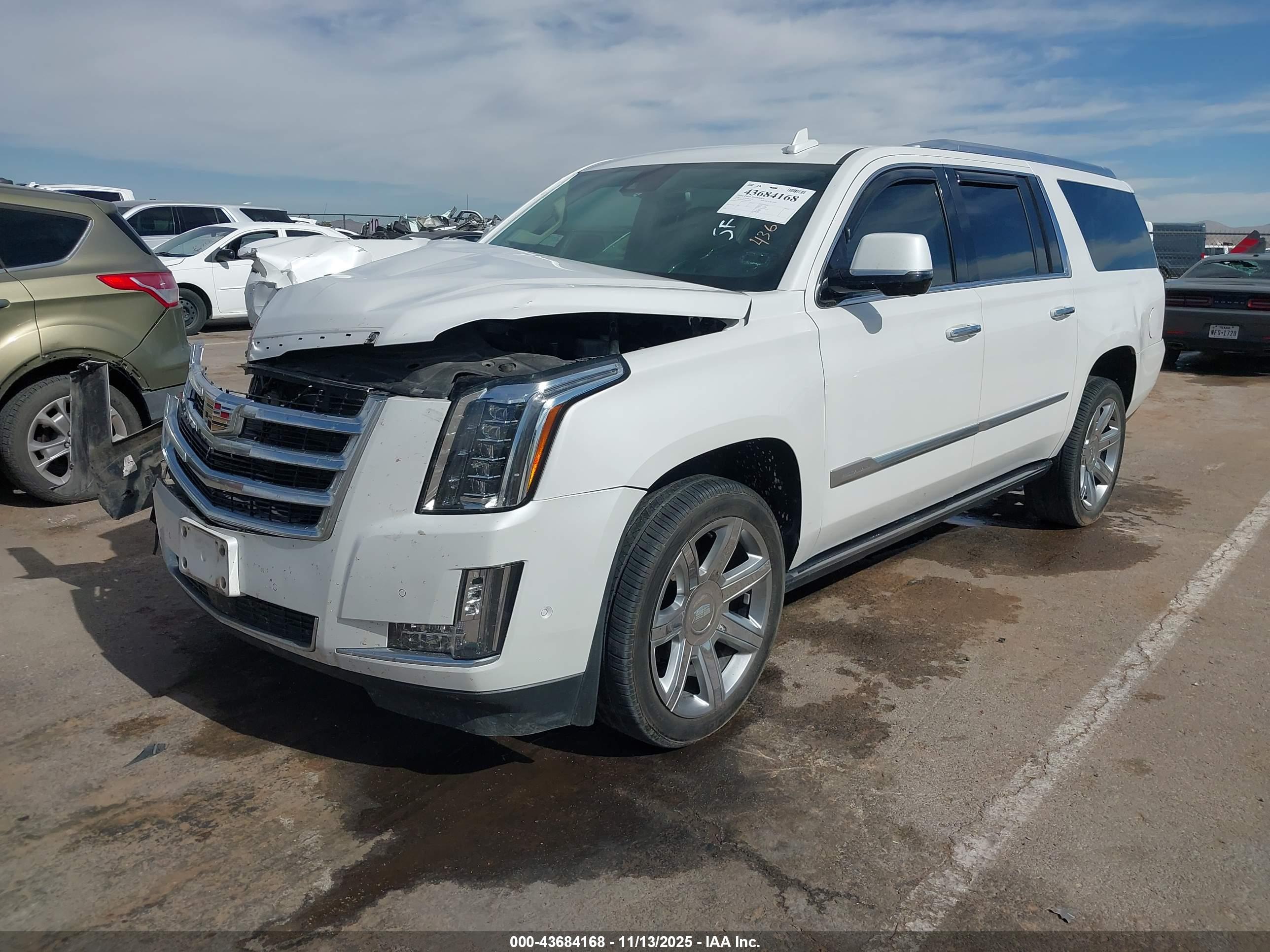 CADILLAC ESCALADE image 2