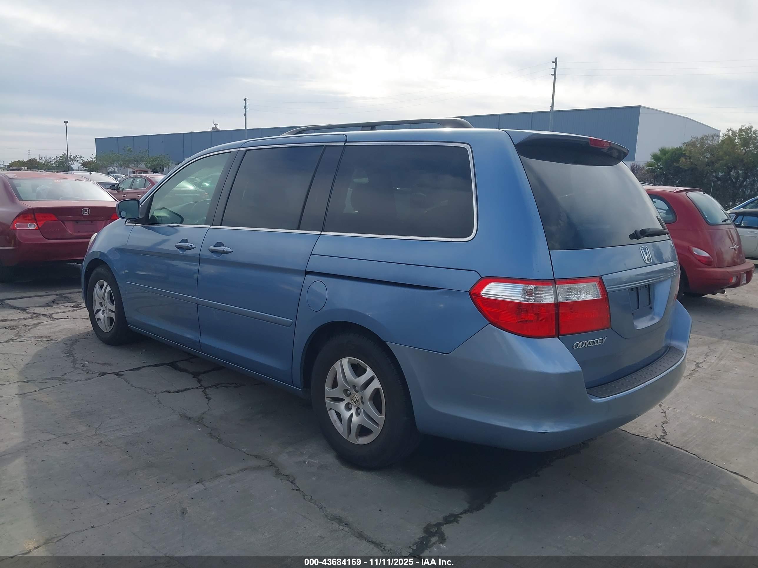 HONDA ODYSSEY image 3