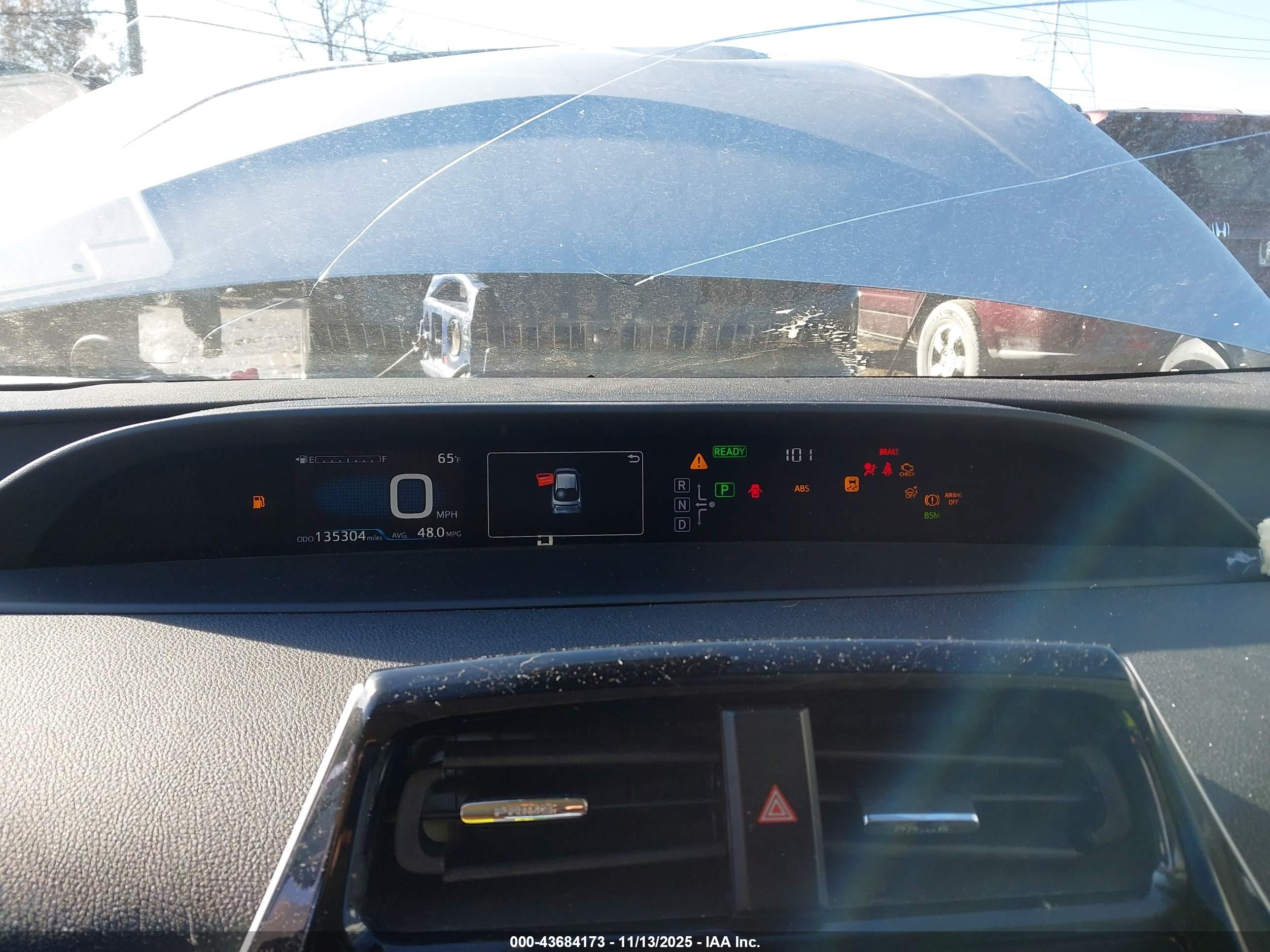 TOYOTA PRIUS image 7